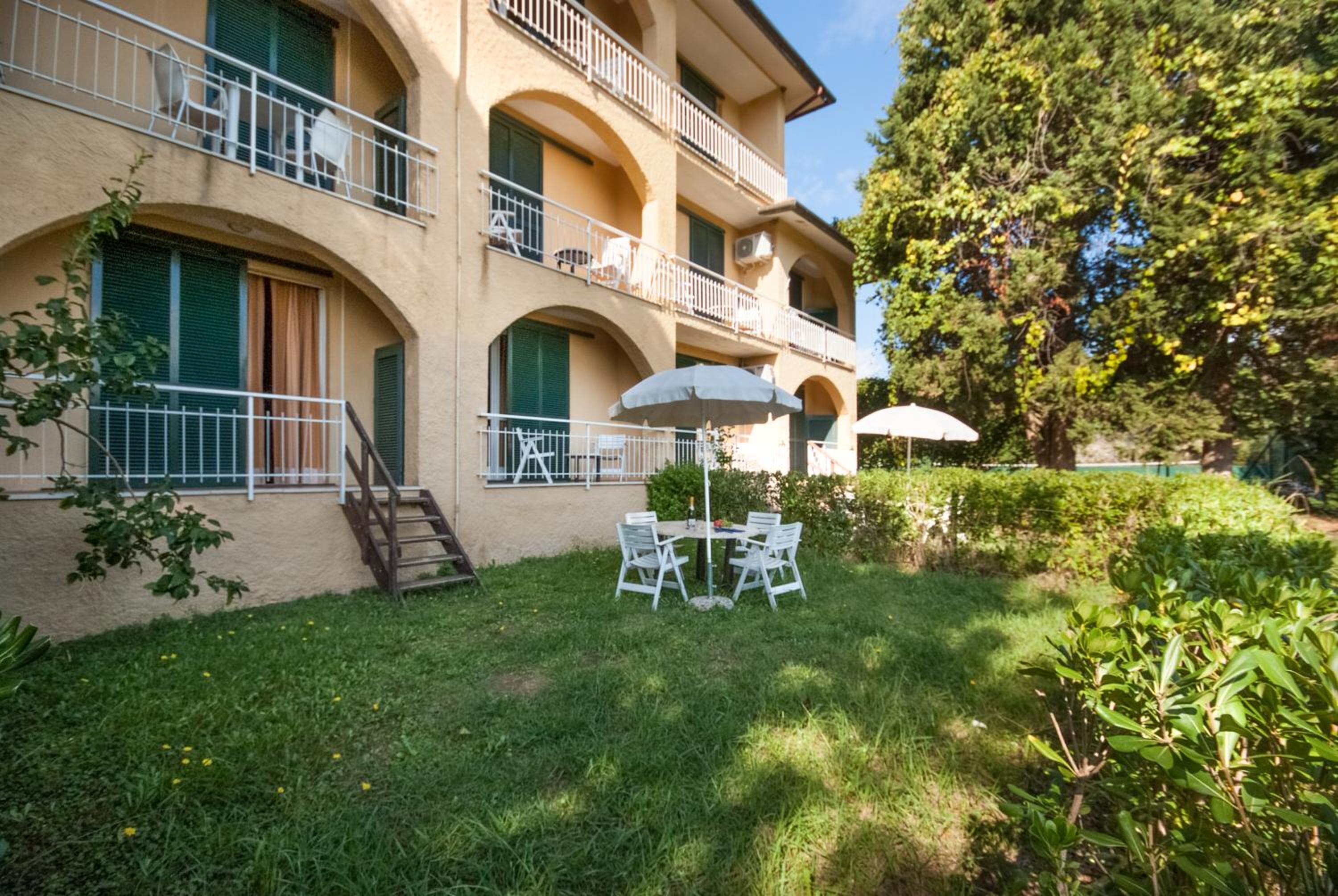 Residence Golfo Della Lacona