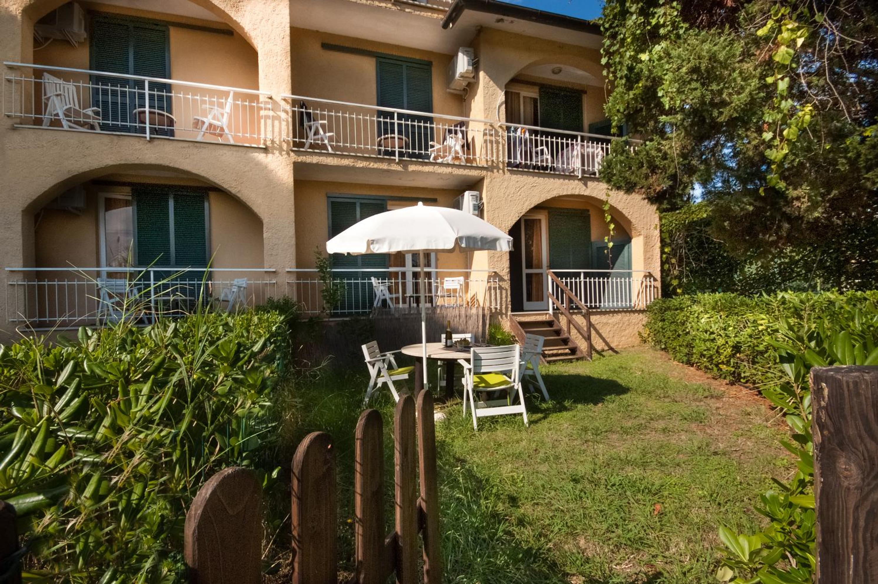 Residence Golfo Della Lacona