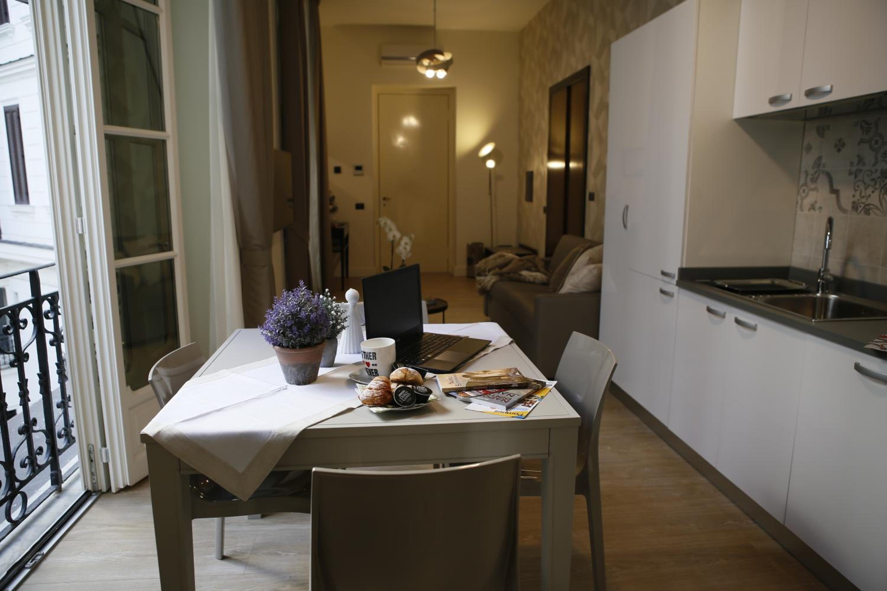 Napoli Mariana Luxury