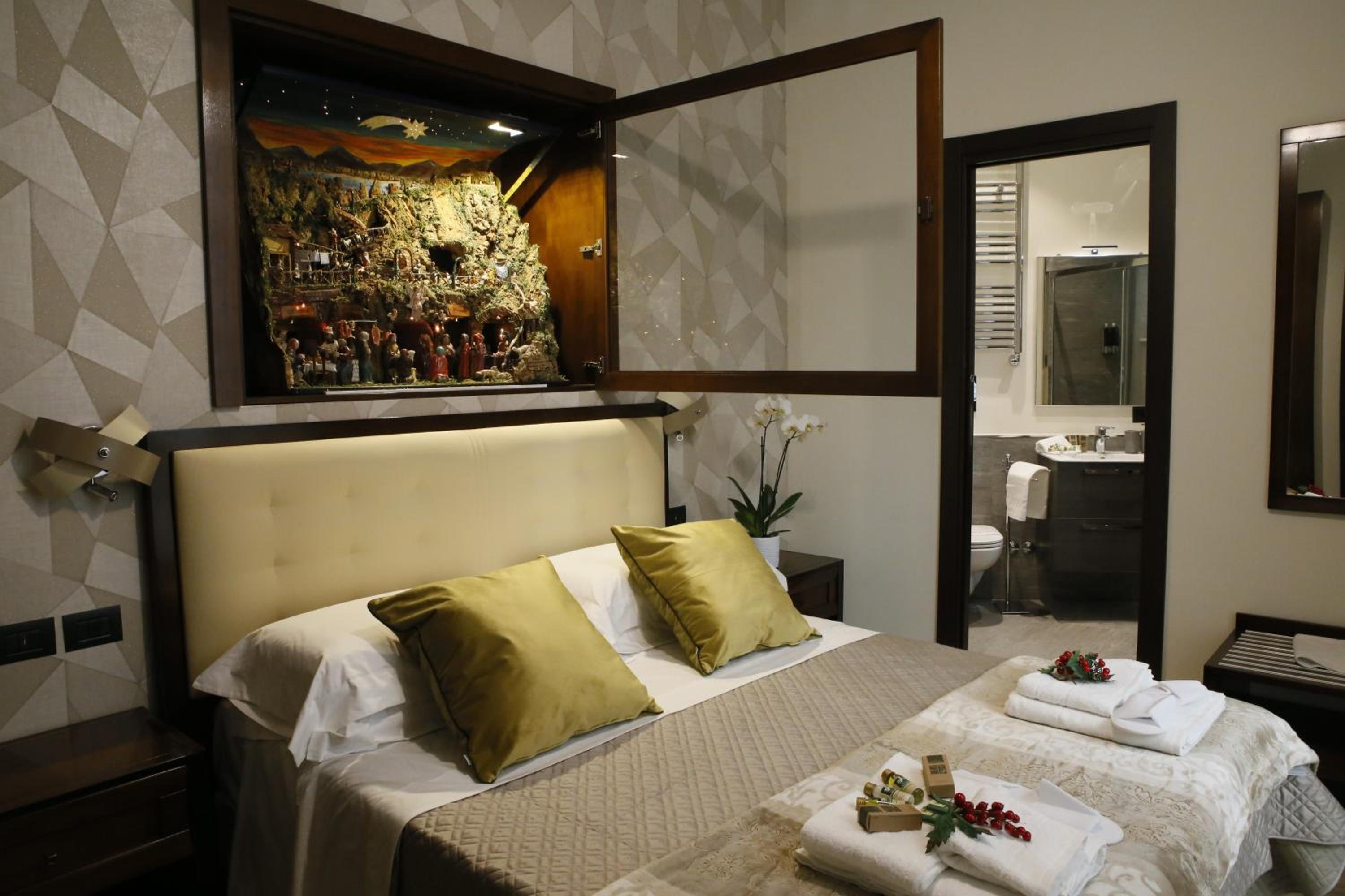 Napoli Mariana Luxury