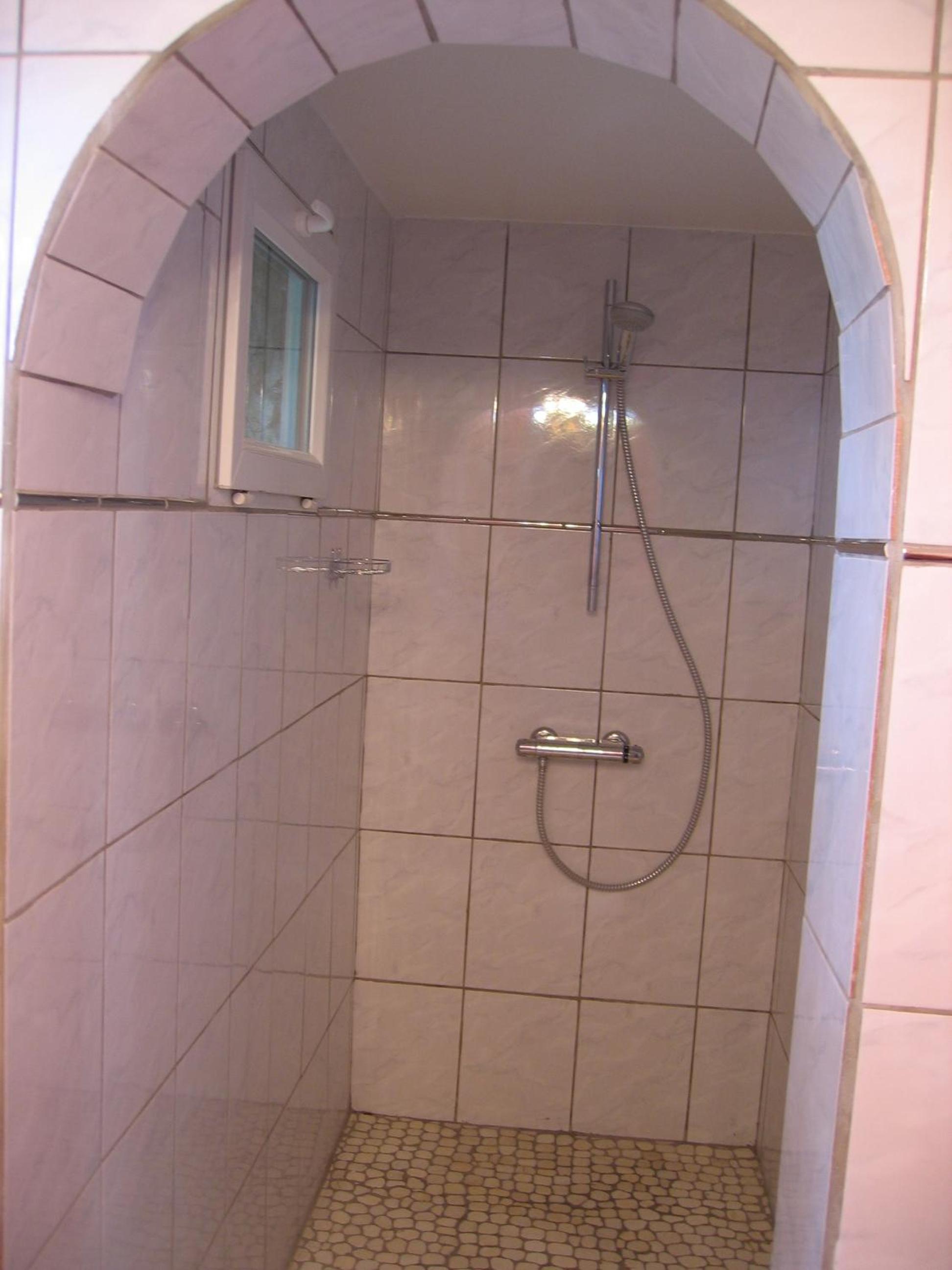 Photo 34