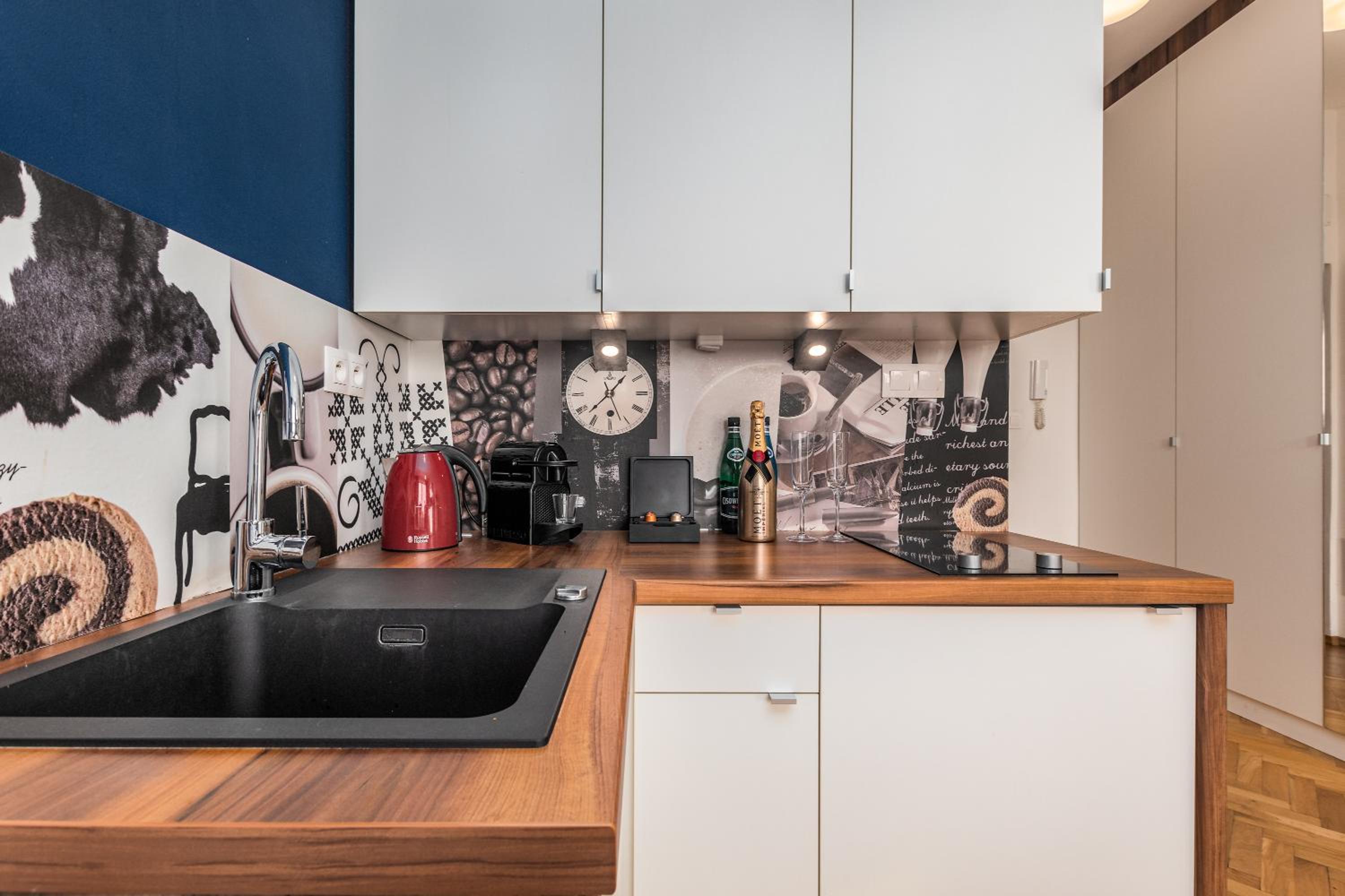 Smolna Apartments by Your Freedom