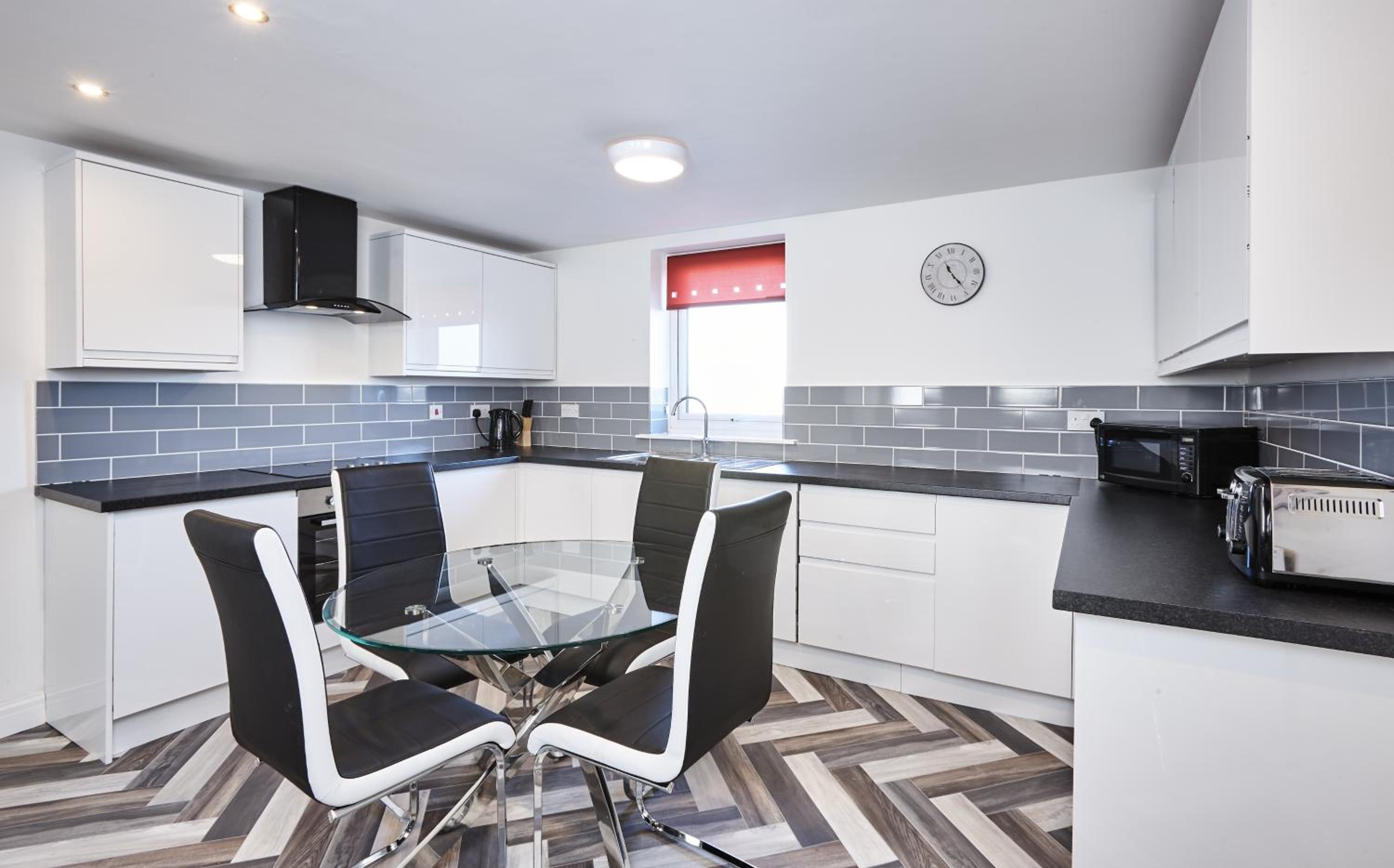 Fabrik Apartments - Harrowside by Blackpool Service Apartements