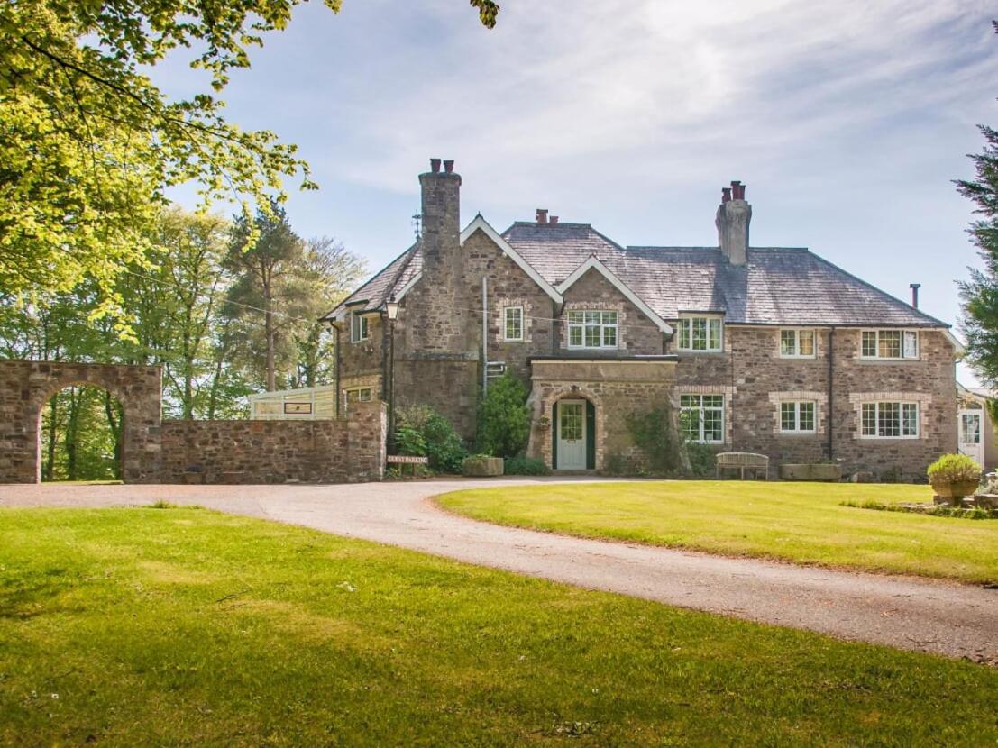 Okehampton Vacations - Knole Farm - Property Image 1