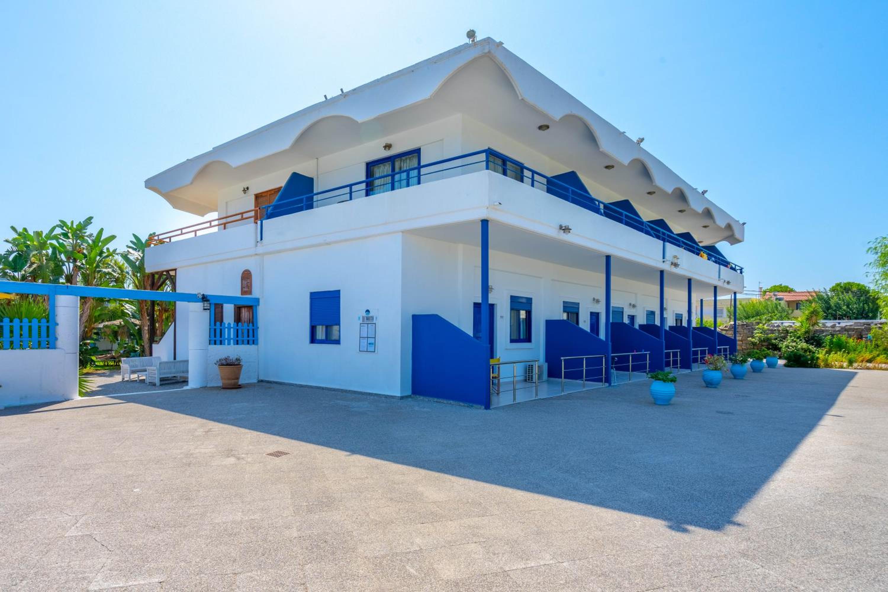 Hotel Raffaello Beach - Image 1