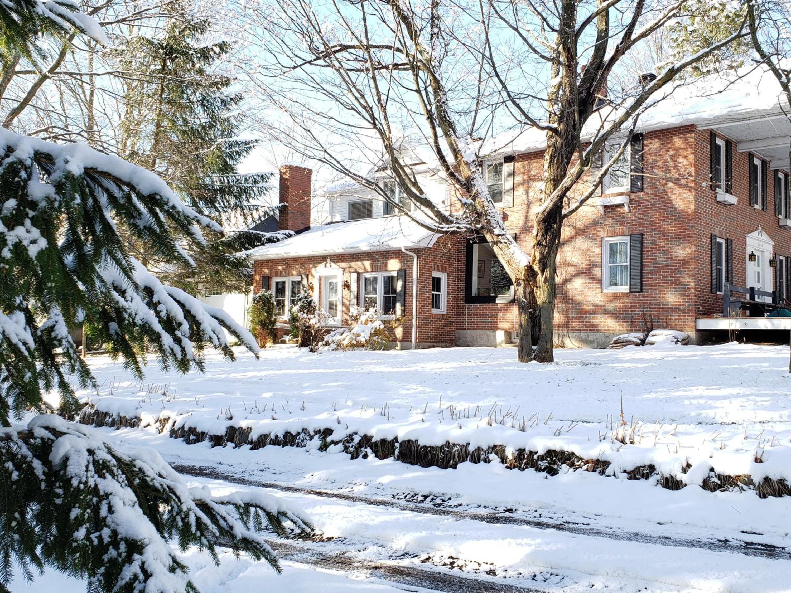 Auberge du Vignoble Bromont view 3