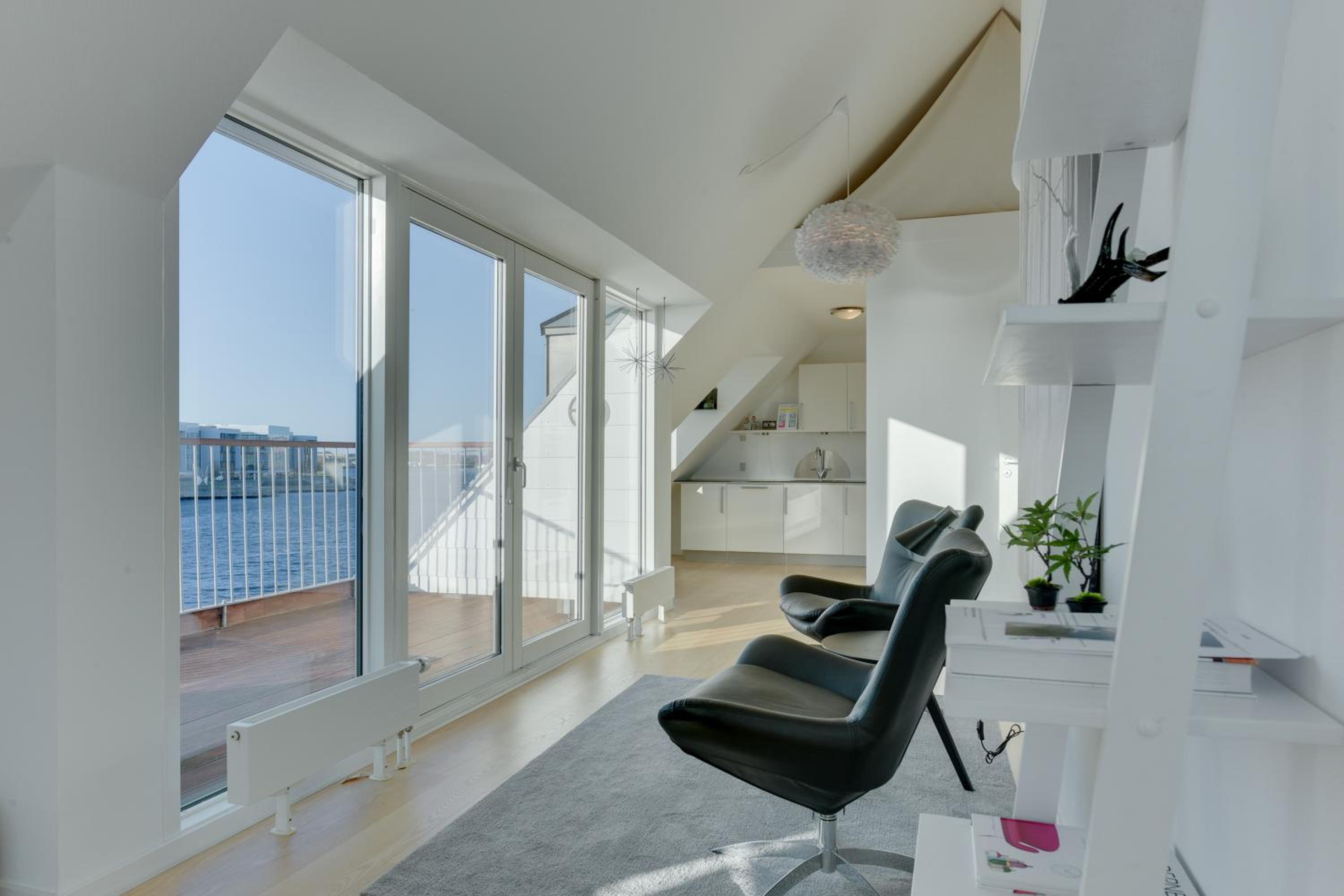 Harbour Penthouse, photo 24