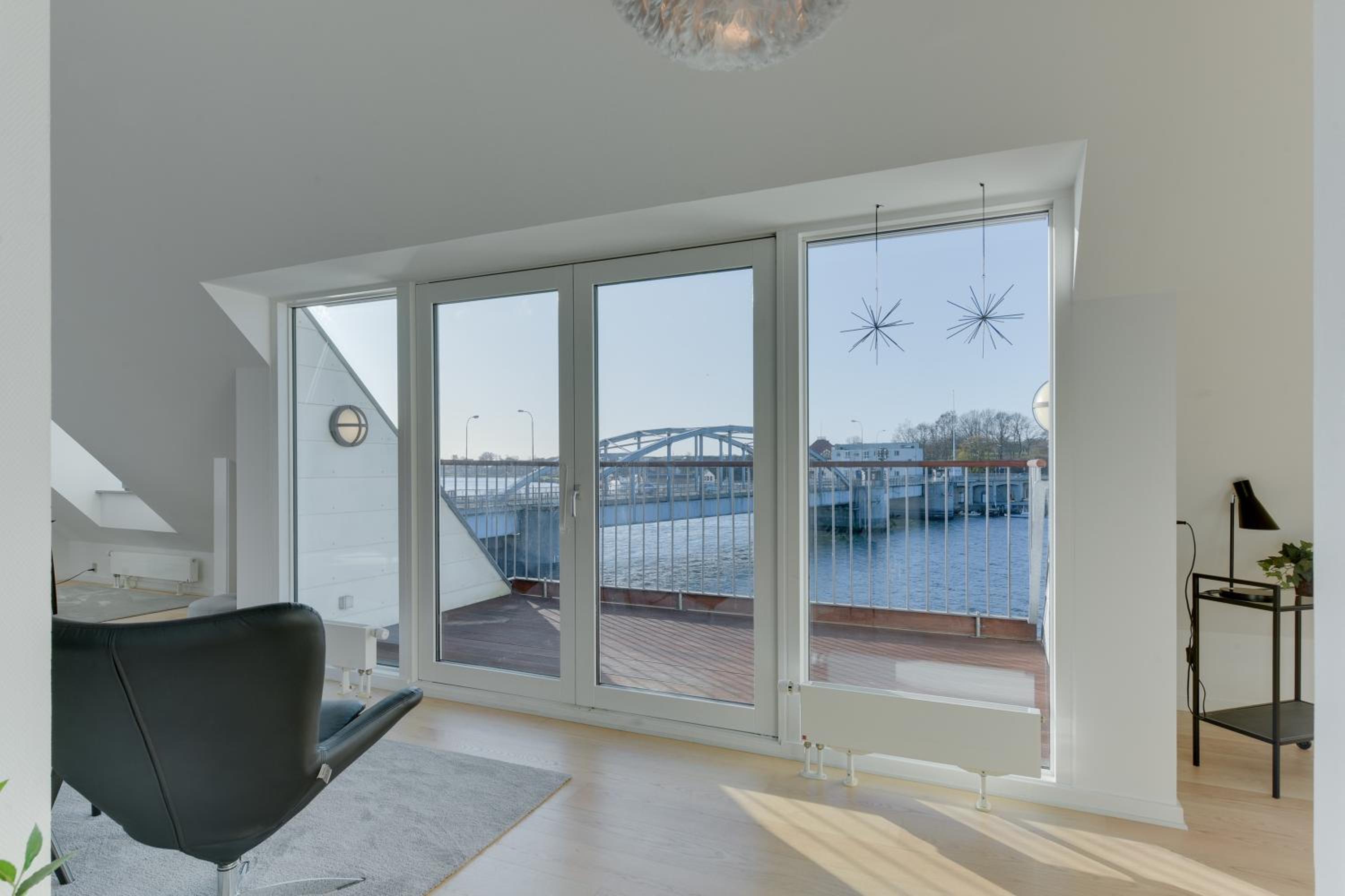 Harbour Penthouse