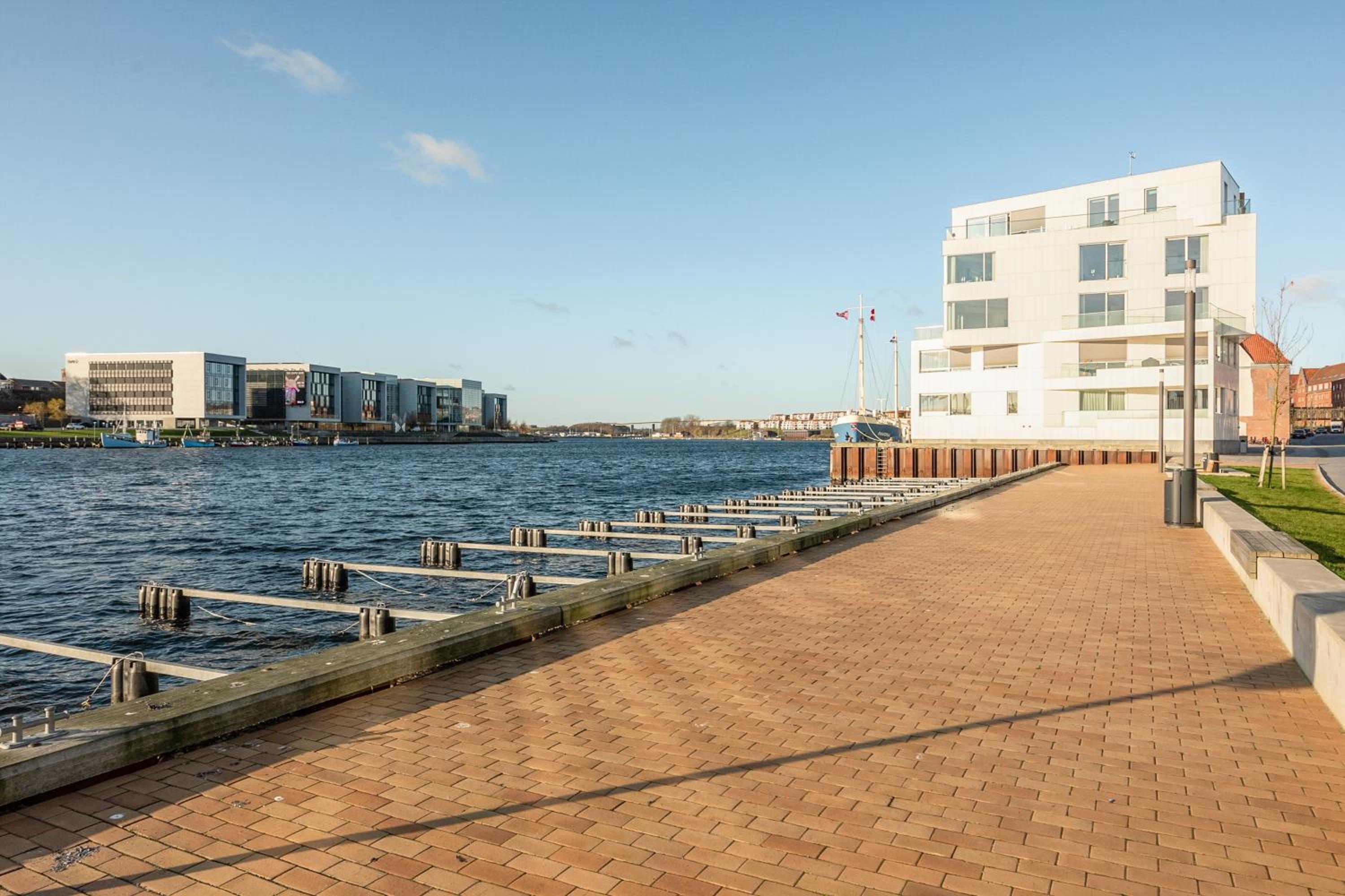 Harbour Penthouse, photo 85
