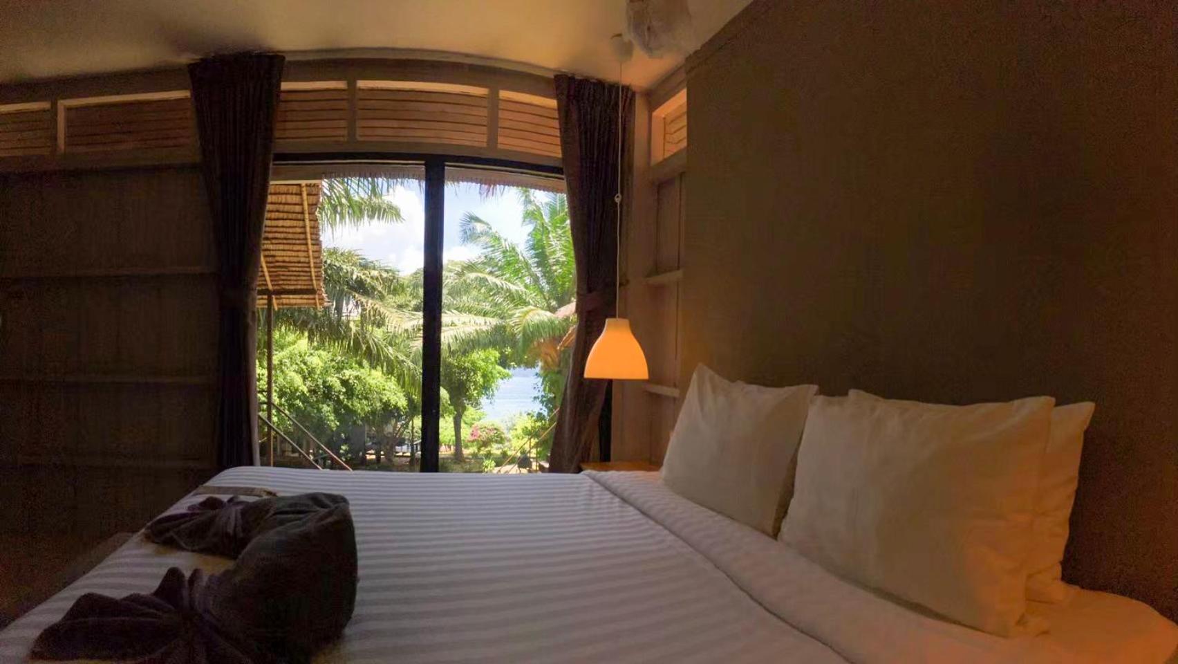 HIP Seaview Resort @ Phi Phi