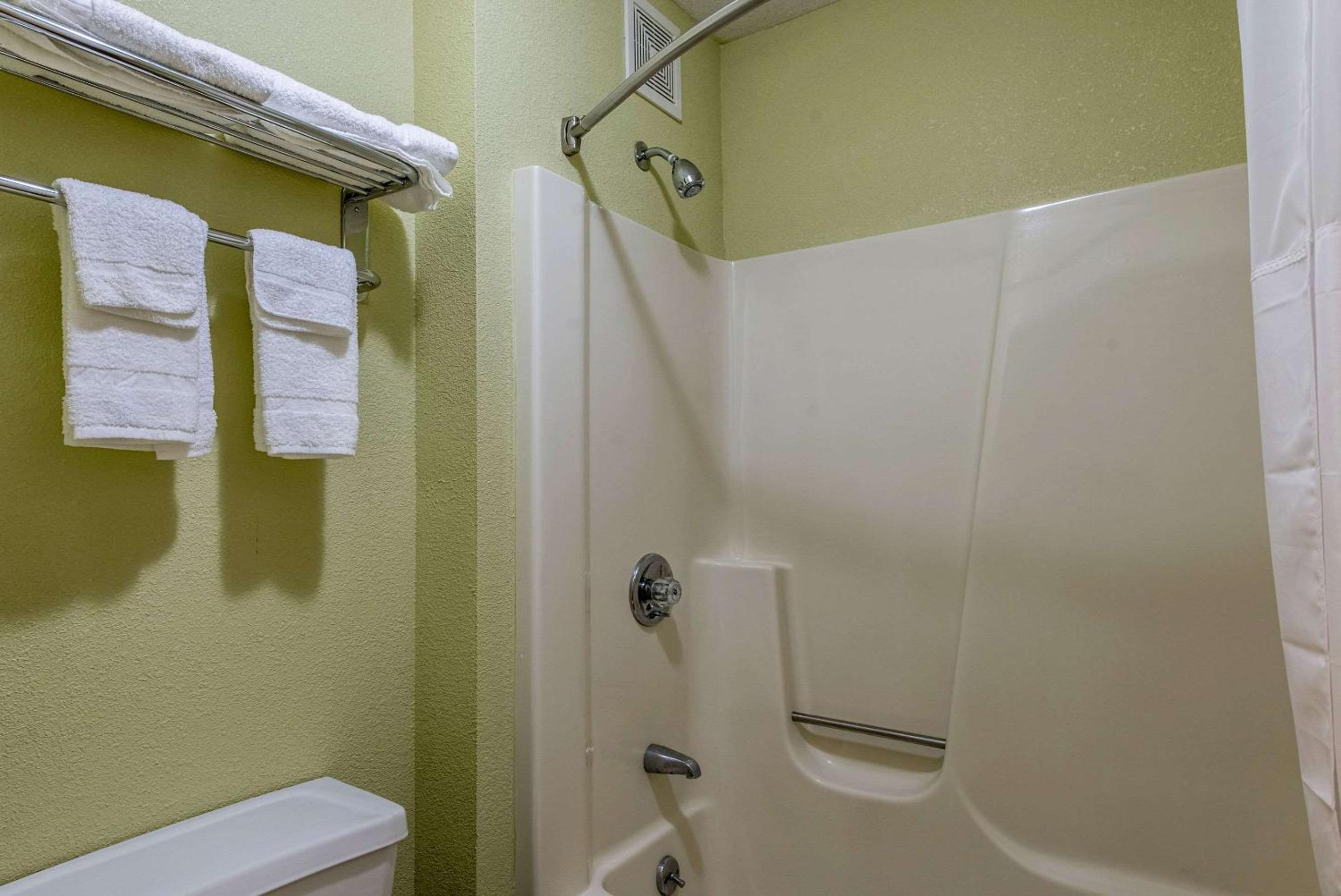 Quality Inn & Suites University Area