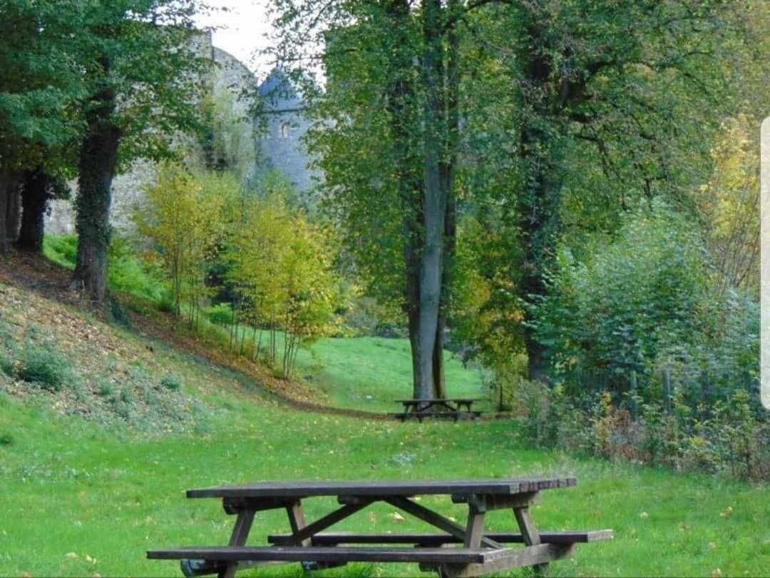 Aux bains de la Semois