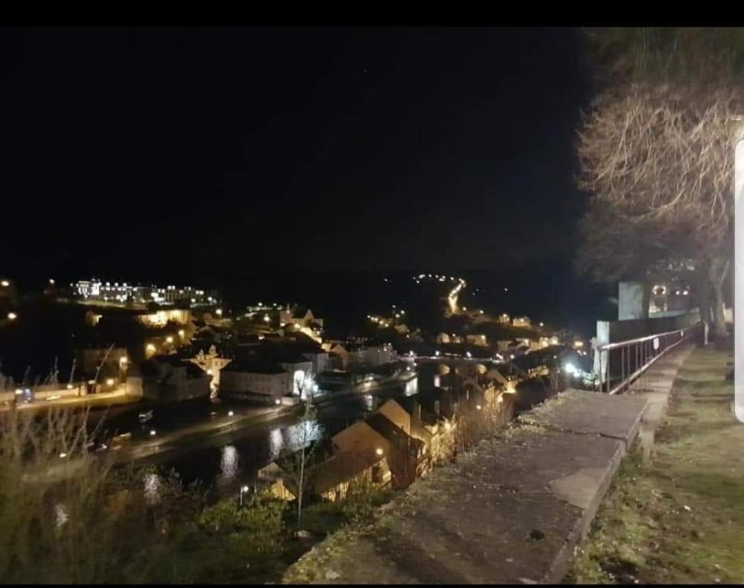 Aux bains de la Semois
