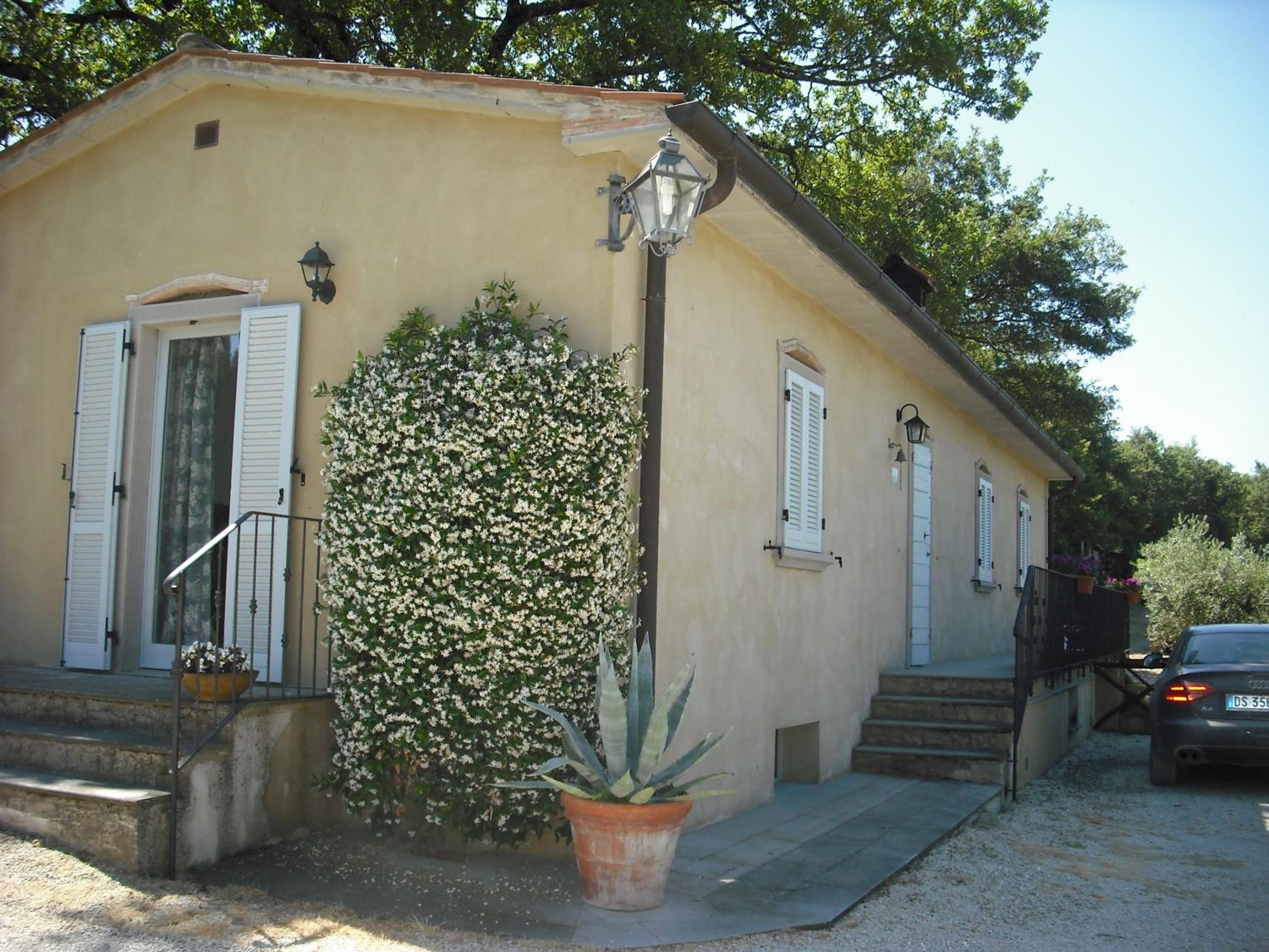 Photo 48