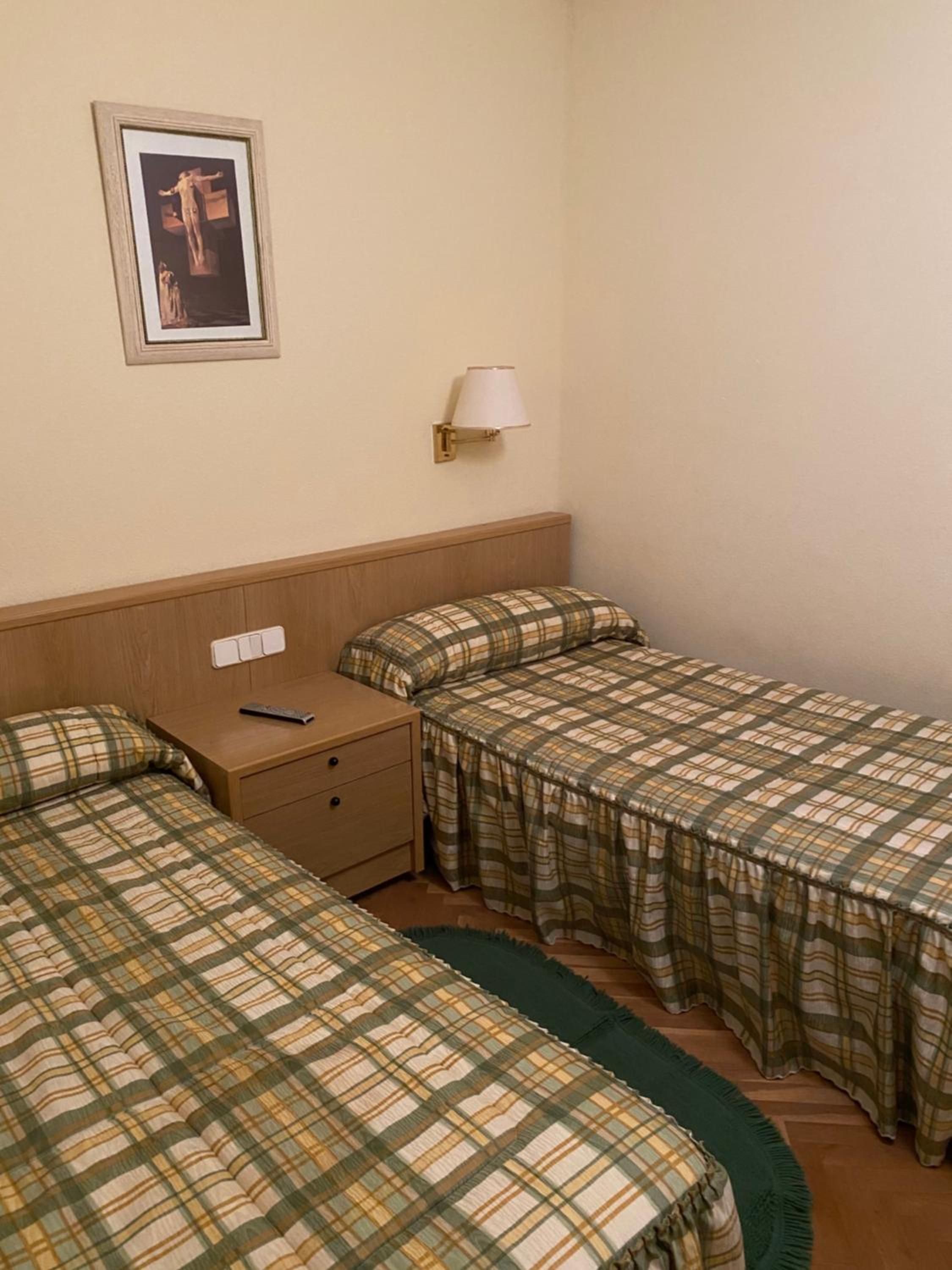 Hostal Mirasierra view 4