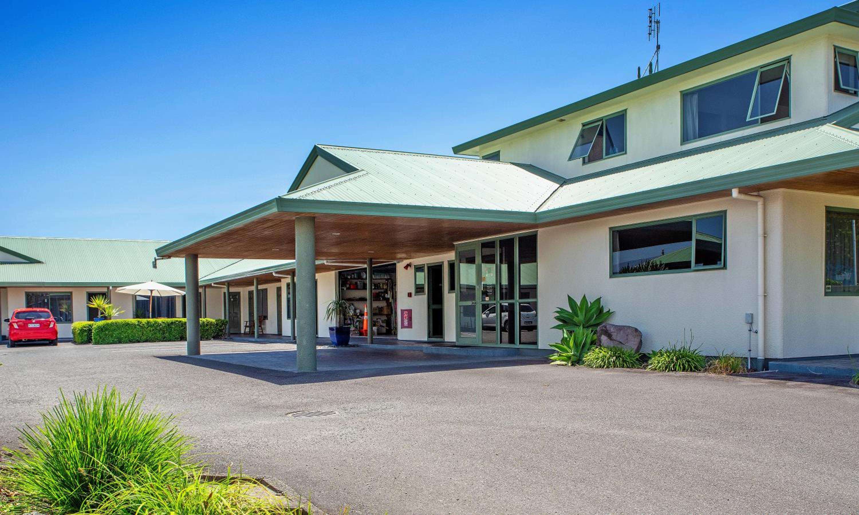 Barringtons Motor Lodge