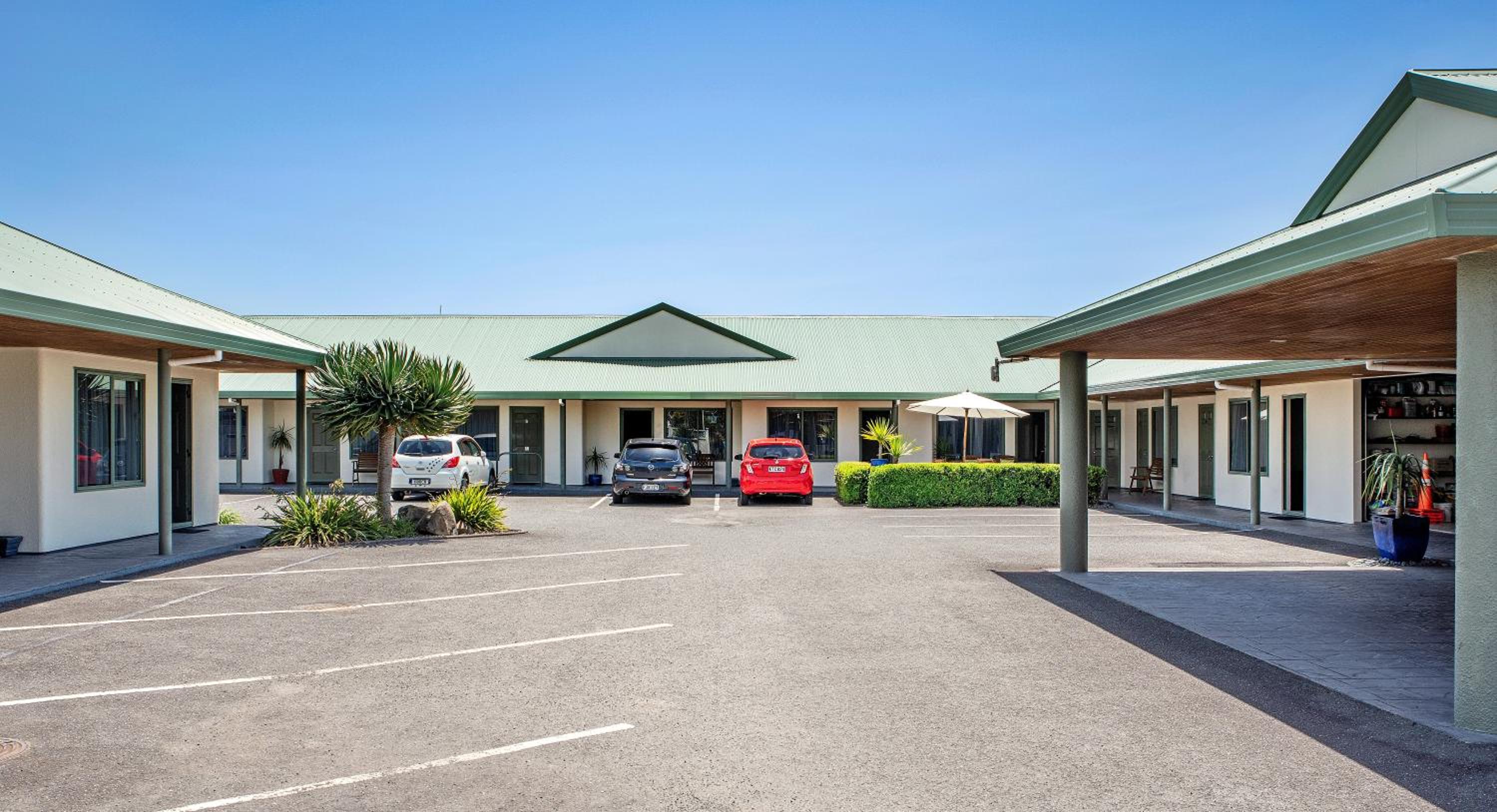 Barringtons Motor Lodge