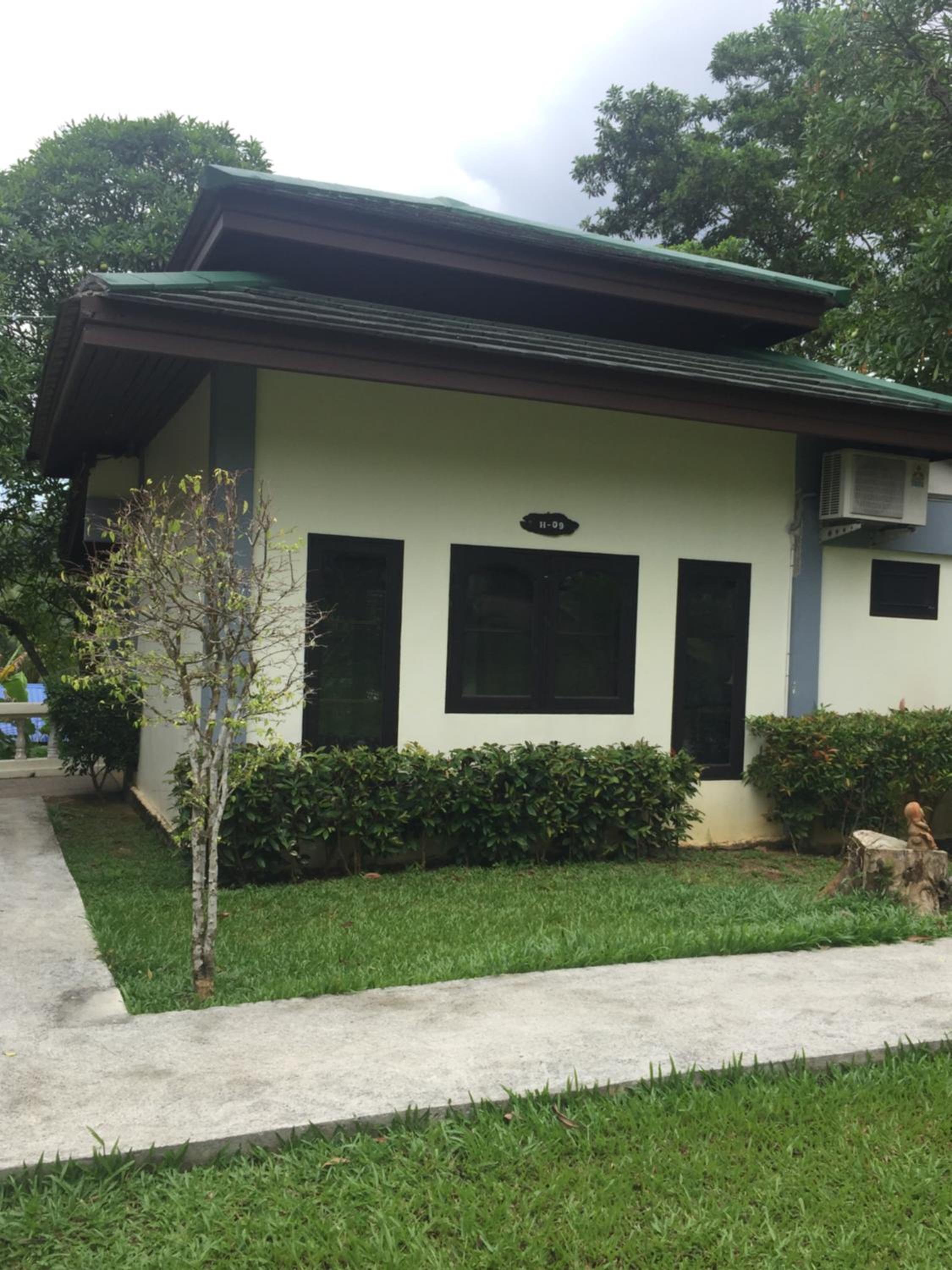 Khaolak Hillside Villa