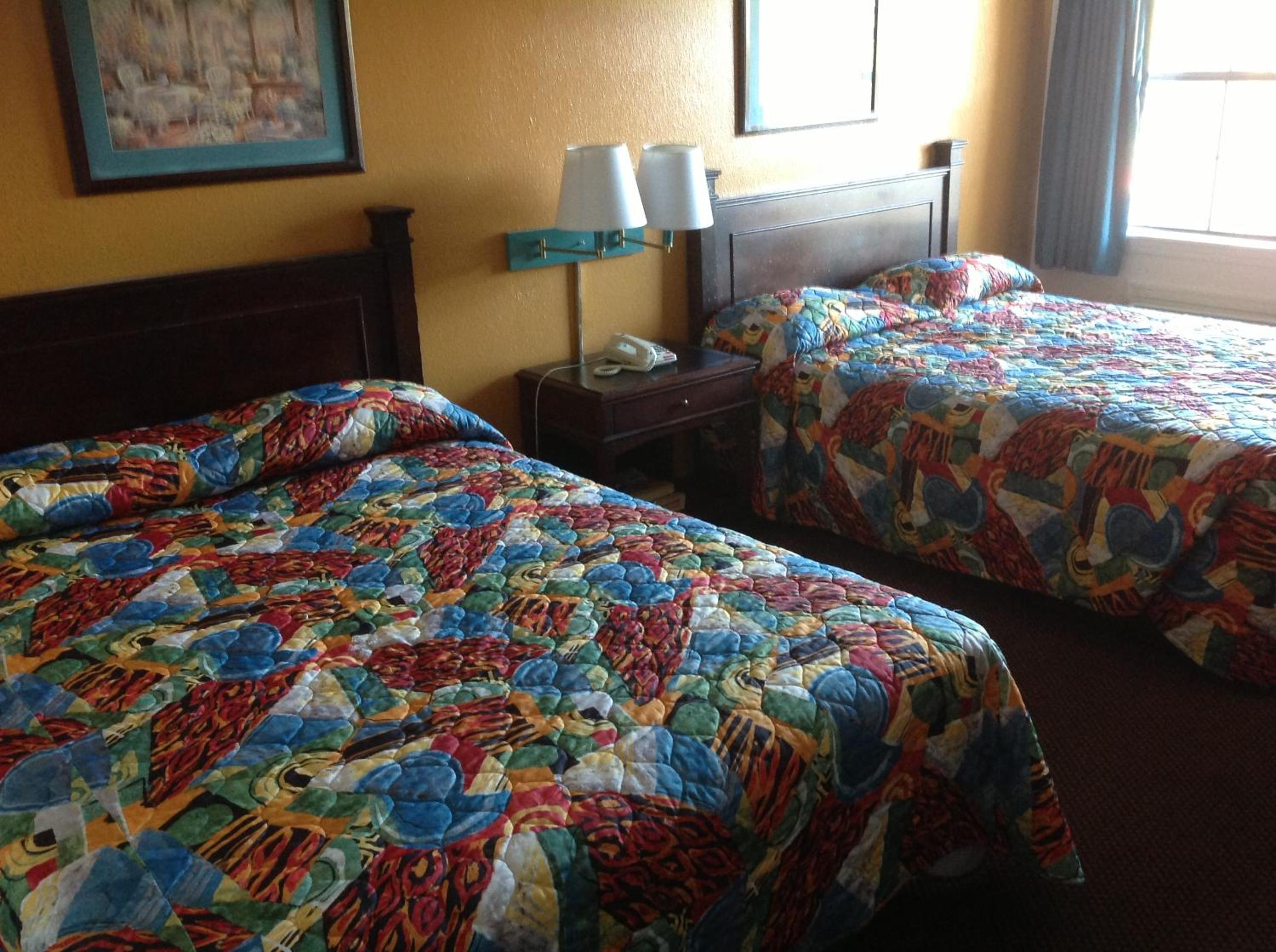 Heritage Inn Grand Prairie view 4