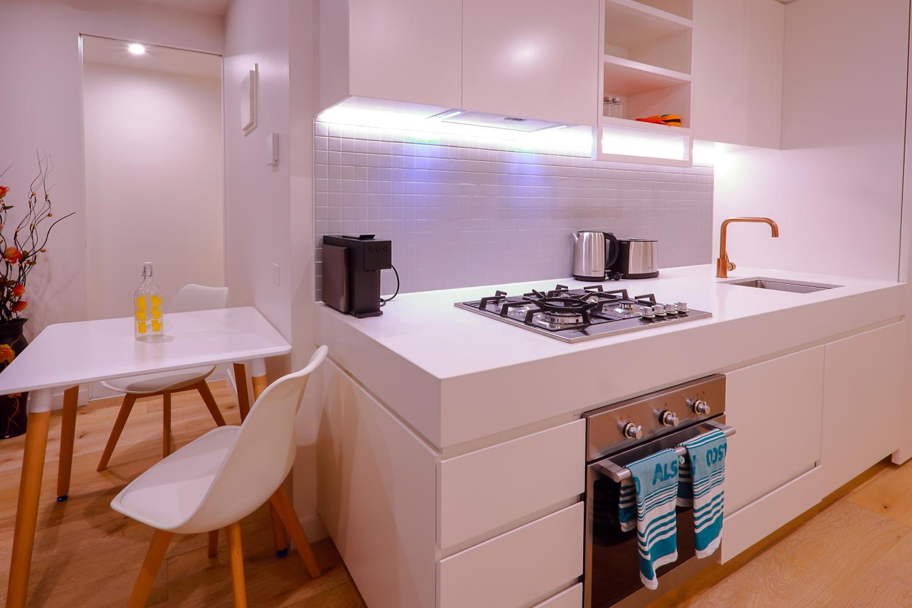 Astra Apartments Glen Waverley