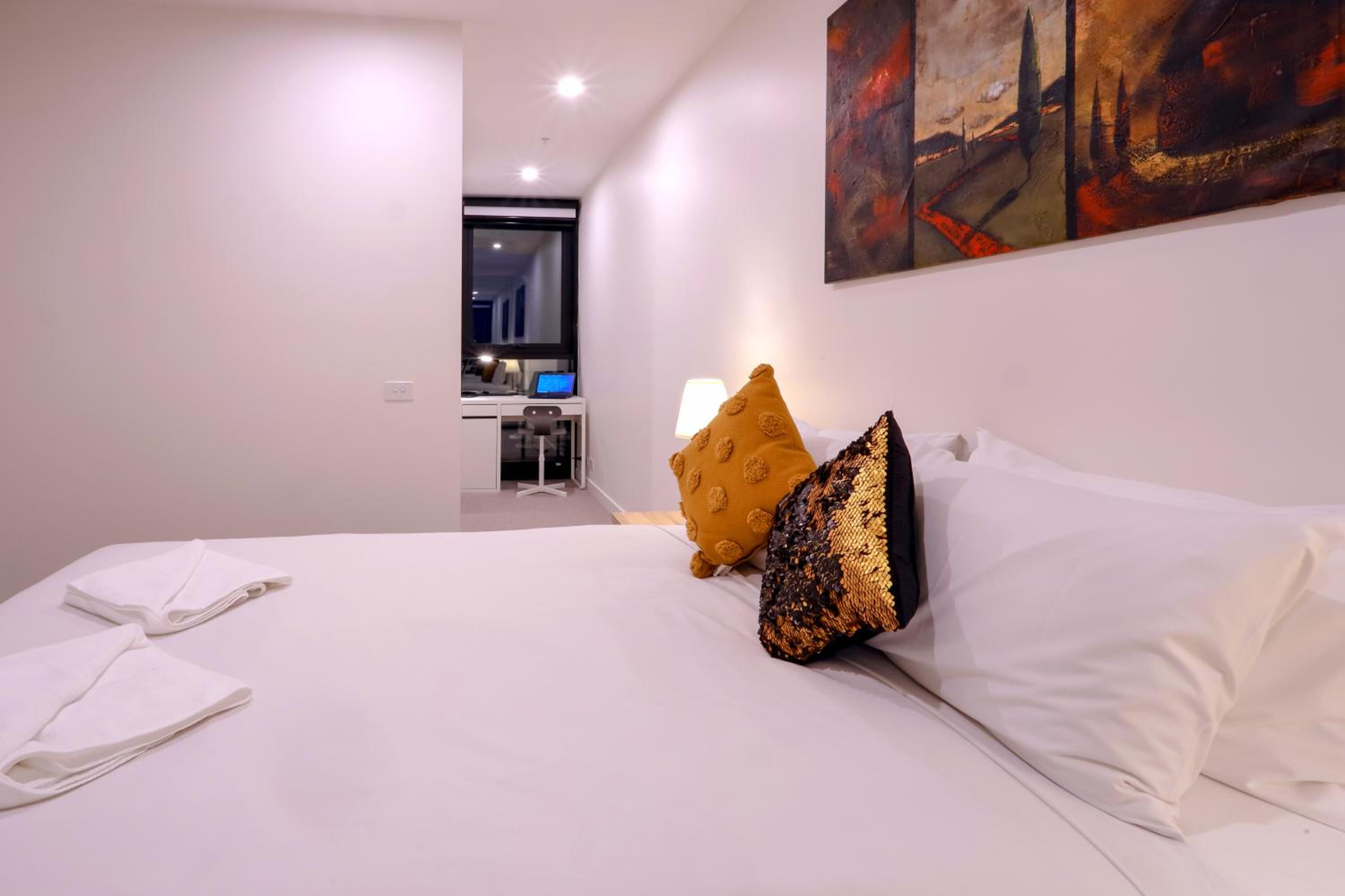 Astra Apartments Glen Waverley