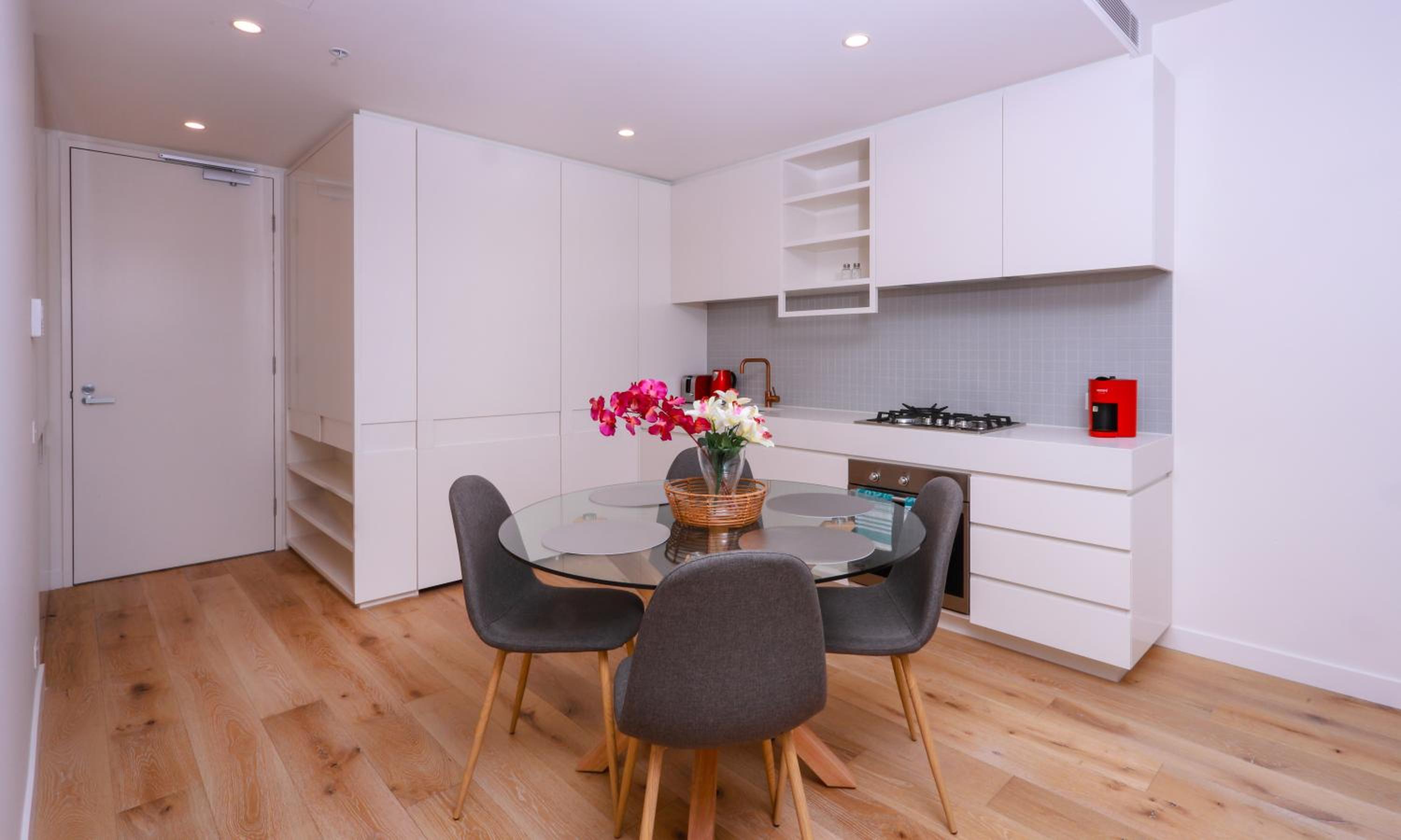 Astra Apartments Glen Waverley