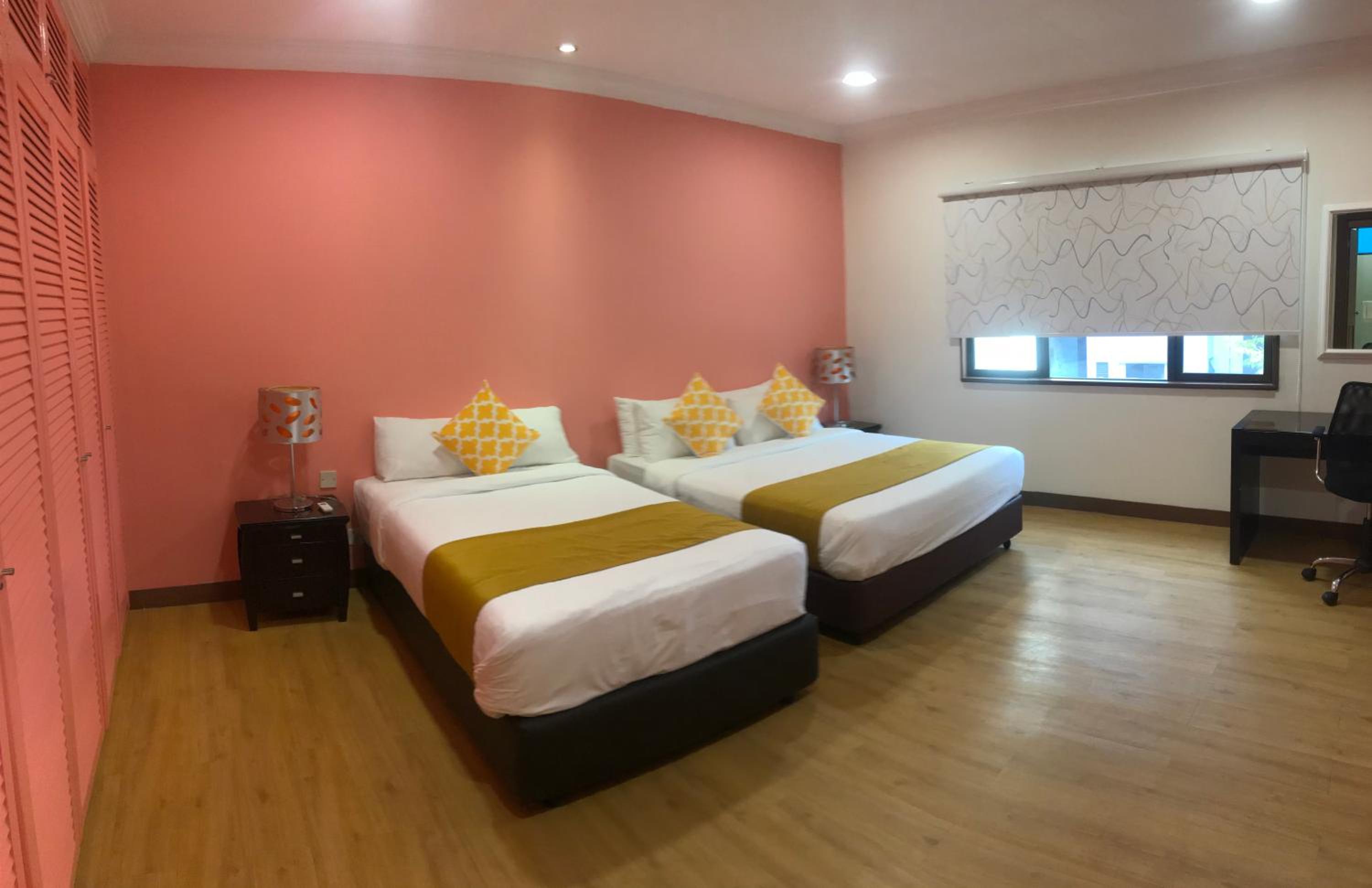 Rimbun Suites & Residences