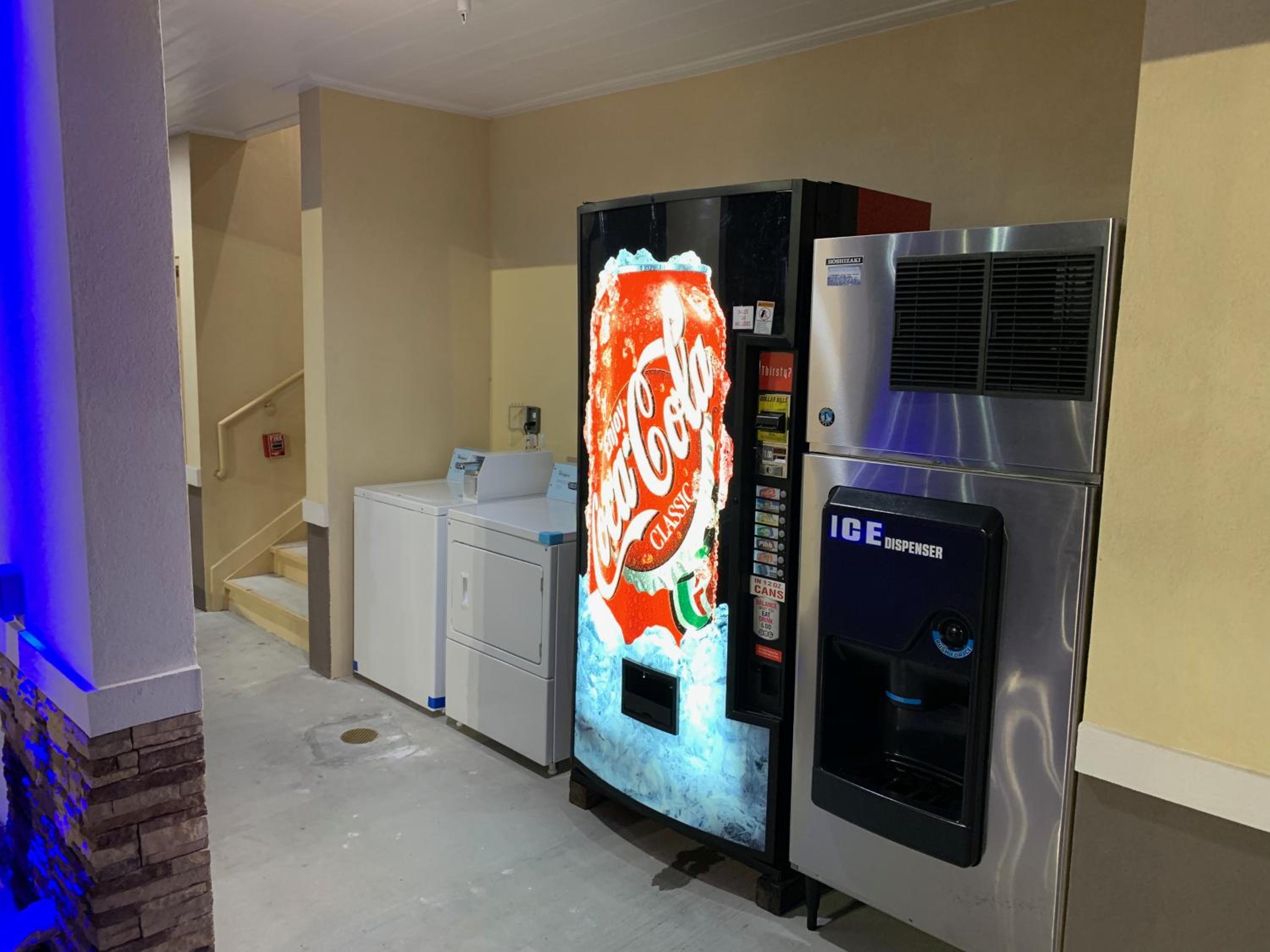Americas Best Value Inn- Aldine Westfield - Property Image 20