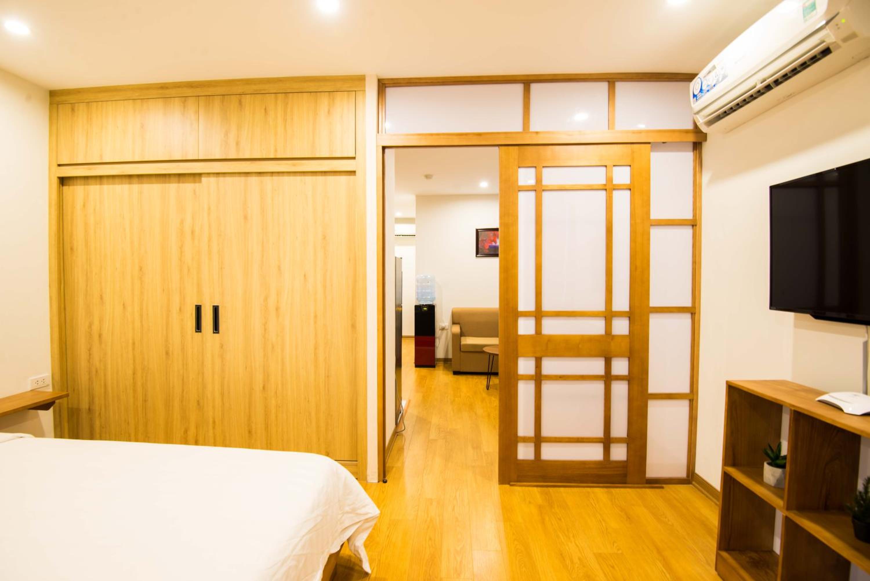 22Housing luxury Hotel & Residence 39 Linh Lang