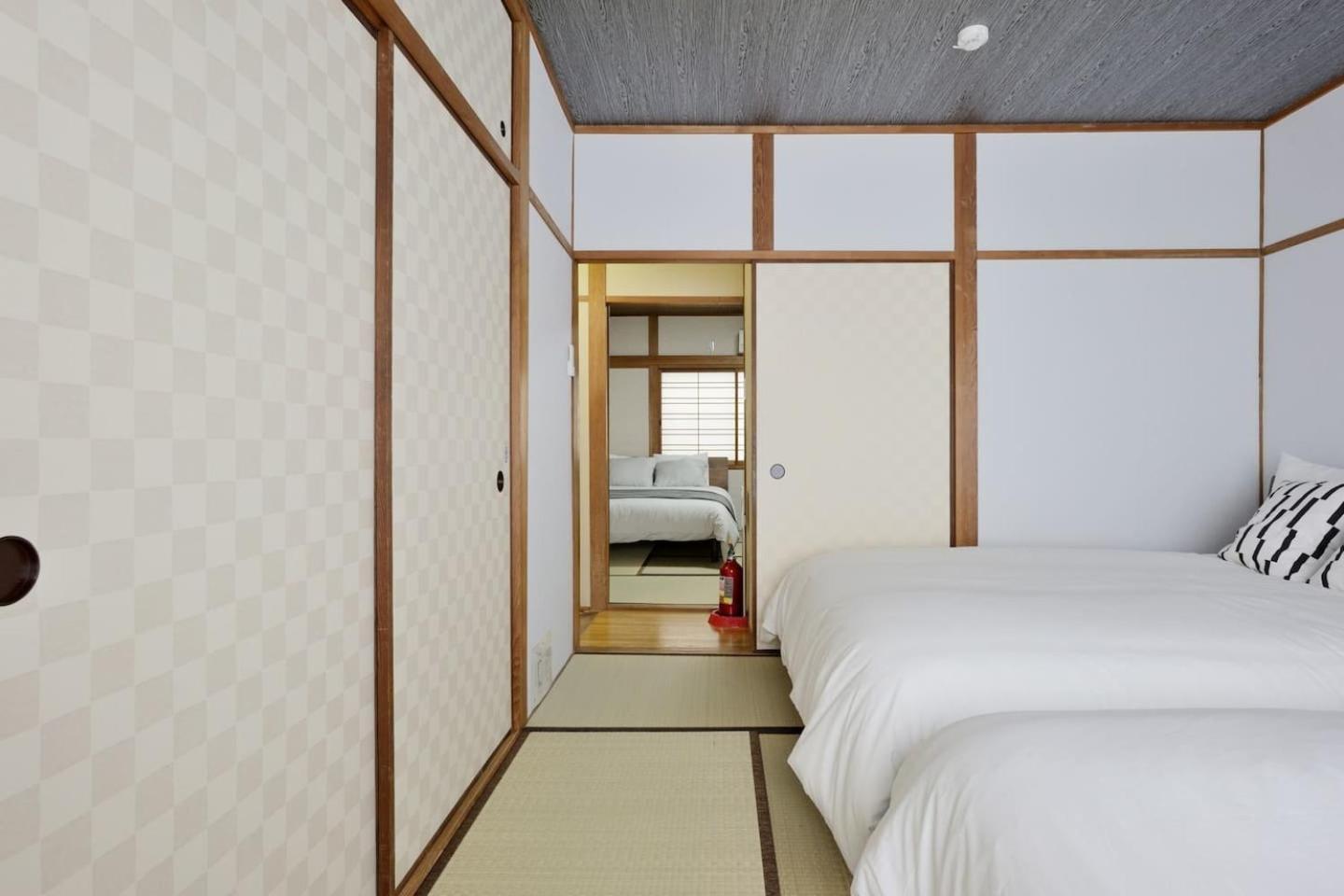Osaka Box House