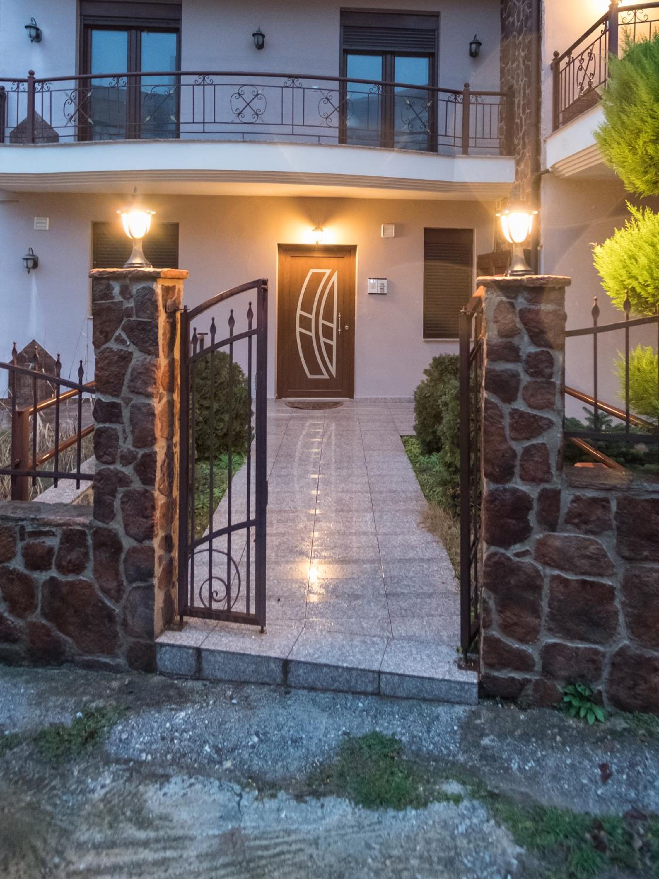 Cleopatra apartment photo 5