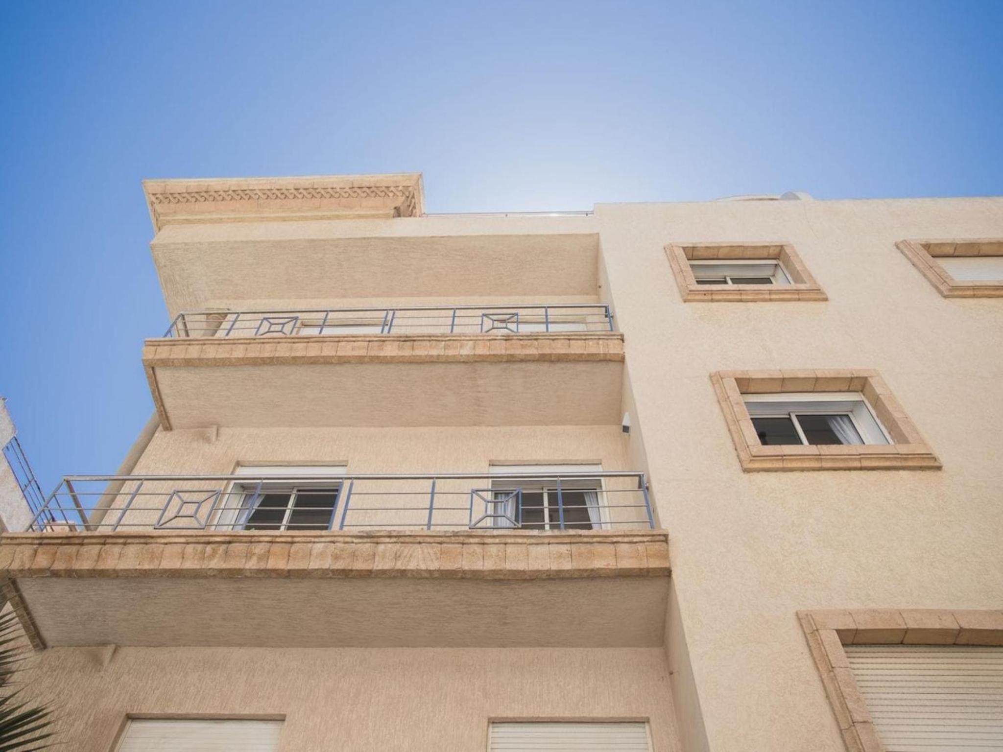 FRESH DESIGNED next to THE SEA -nice area - wifi view 5