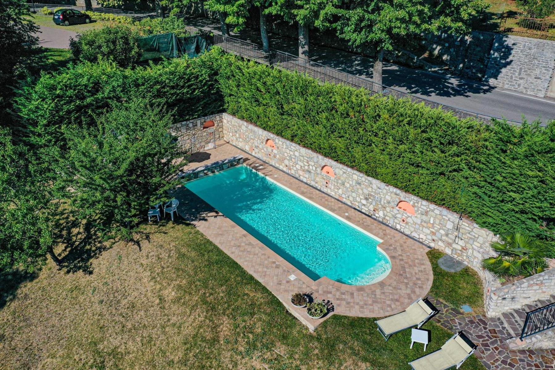 Photo 30
