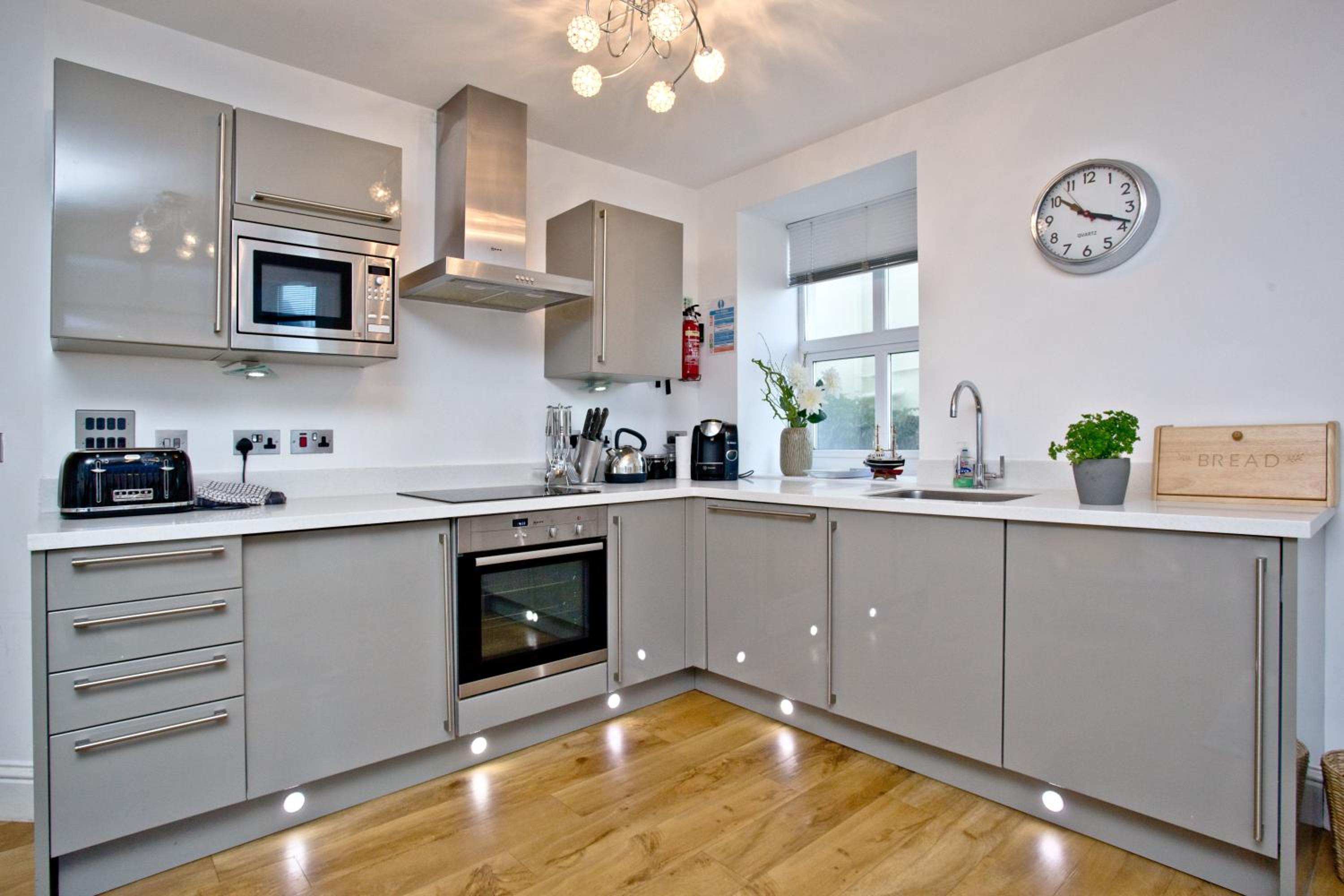 5 At The Beach - Beachfront, Parking, Pets welcome view 4