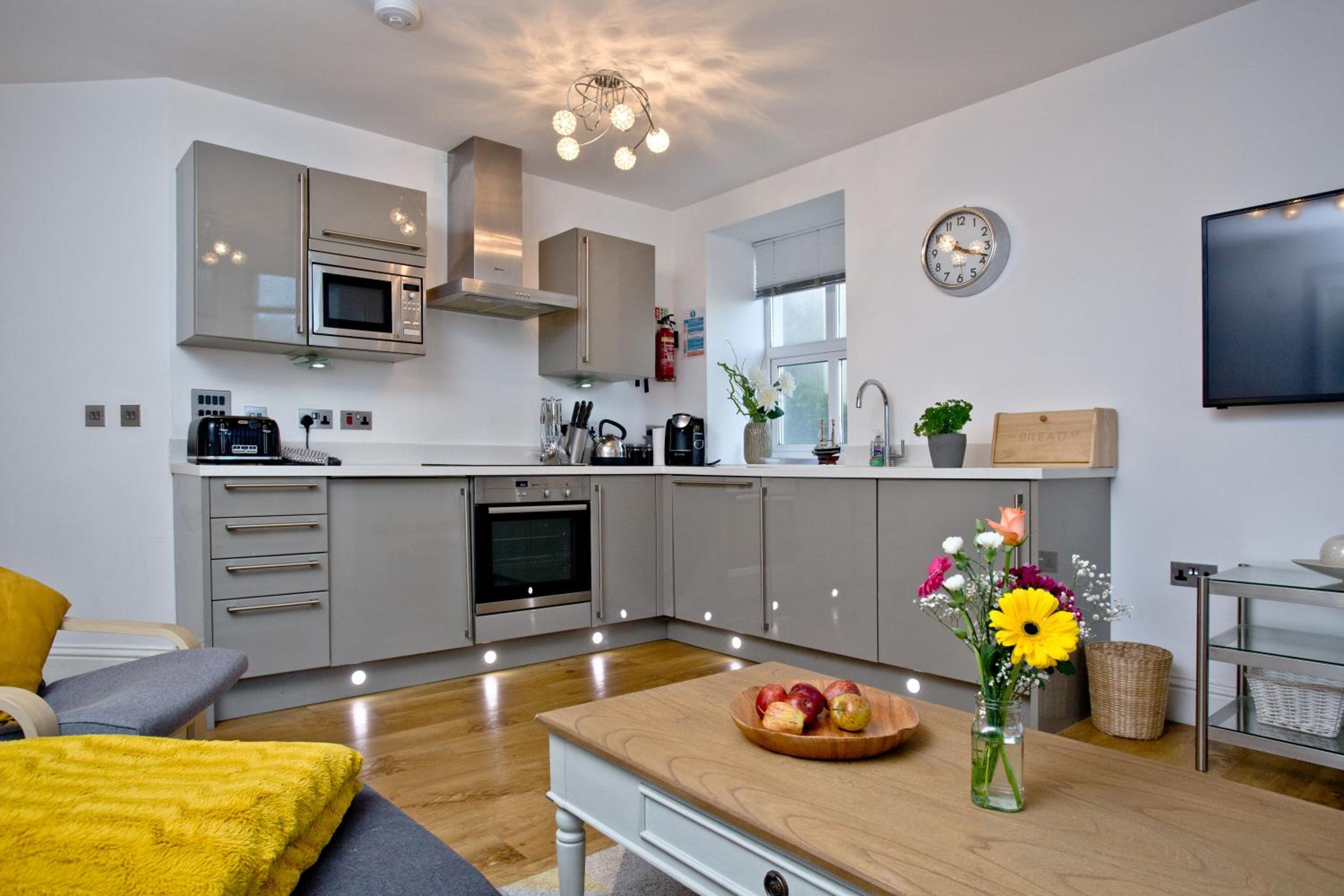 5 At The Beach - Beachfront, Parking, Pets welcome view 3