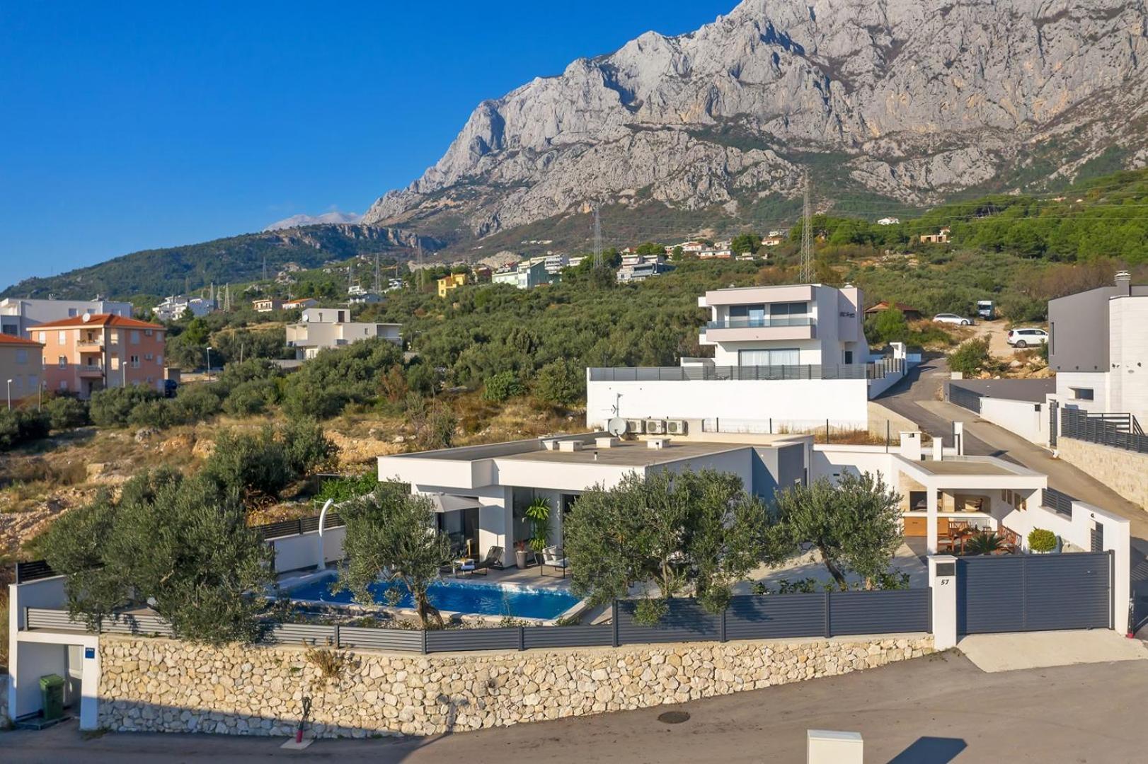 Hotel Villa Festina lente a luxury villa in Makarska, heated pool - Image 1