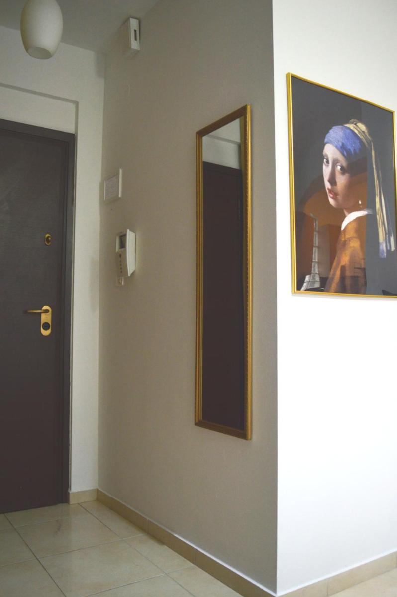 Cosy Studios 4 close to the city center photo 2