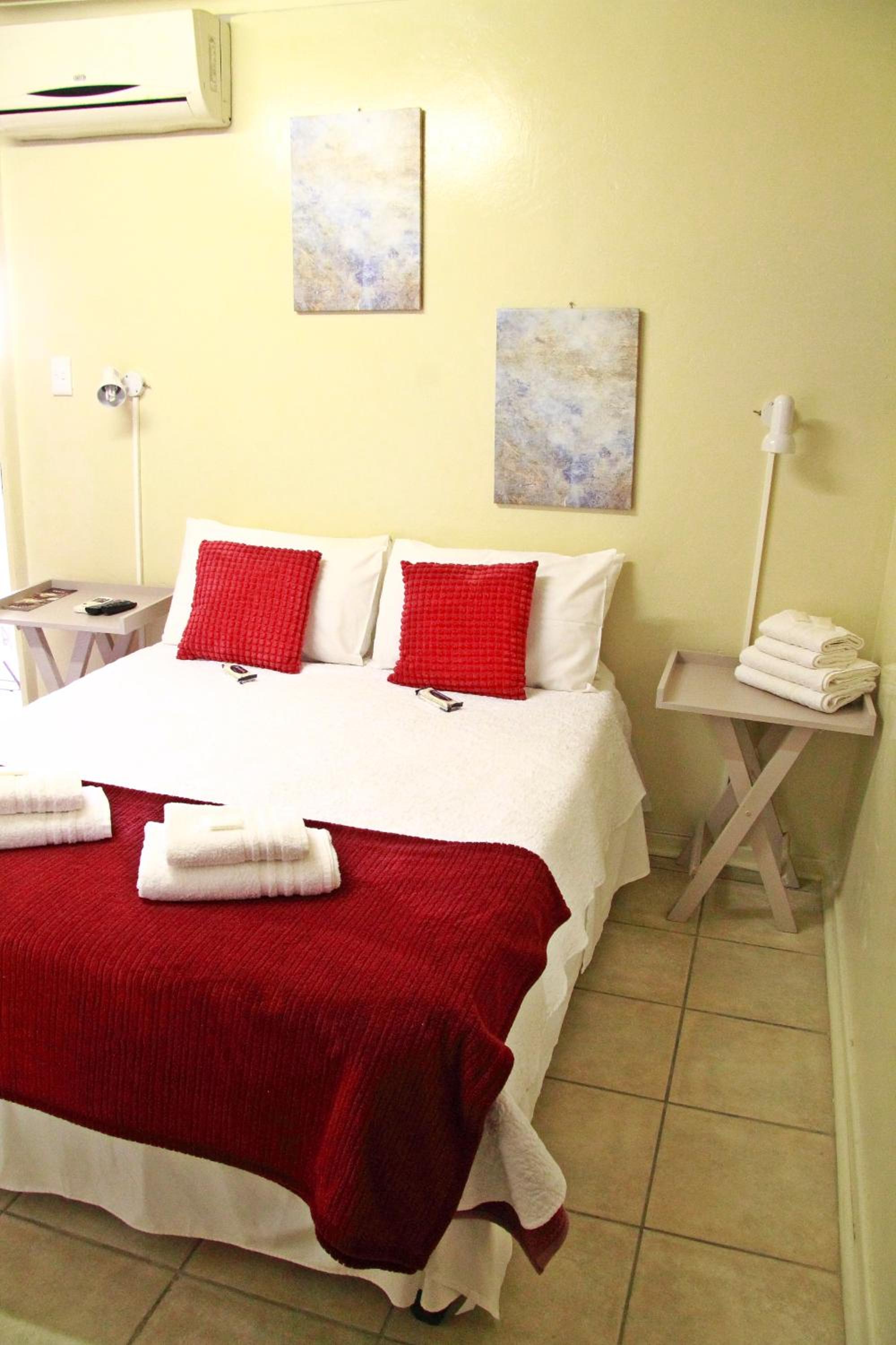 Kaniklani Guest Apartments view 5