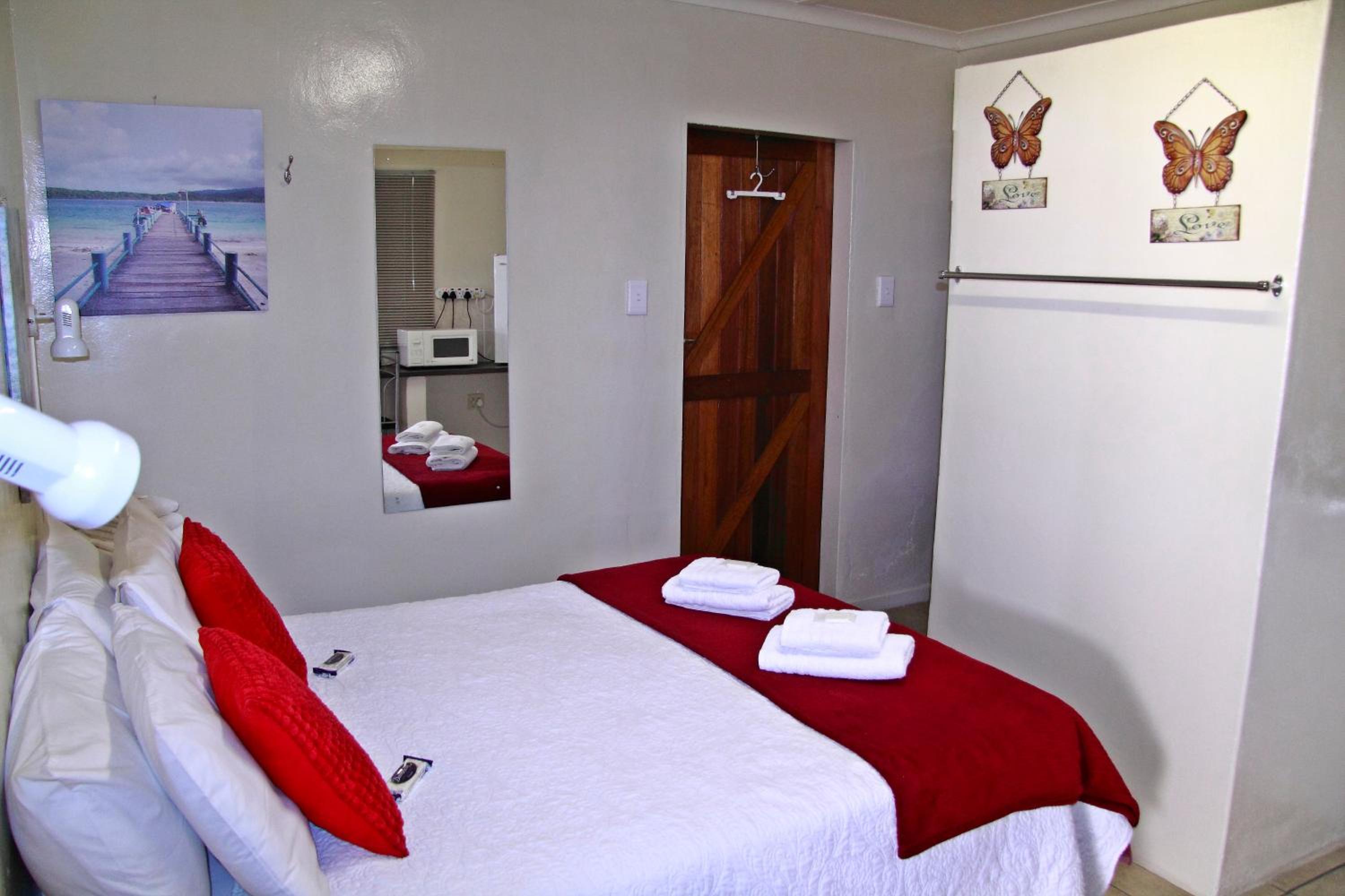 Kaniklani Guest Apartments view 4