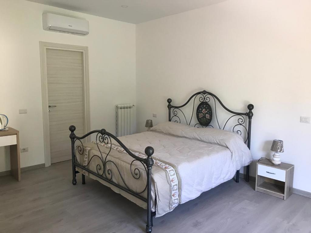 VICO EQUENSE B&B 40 Steps view 2