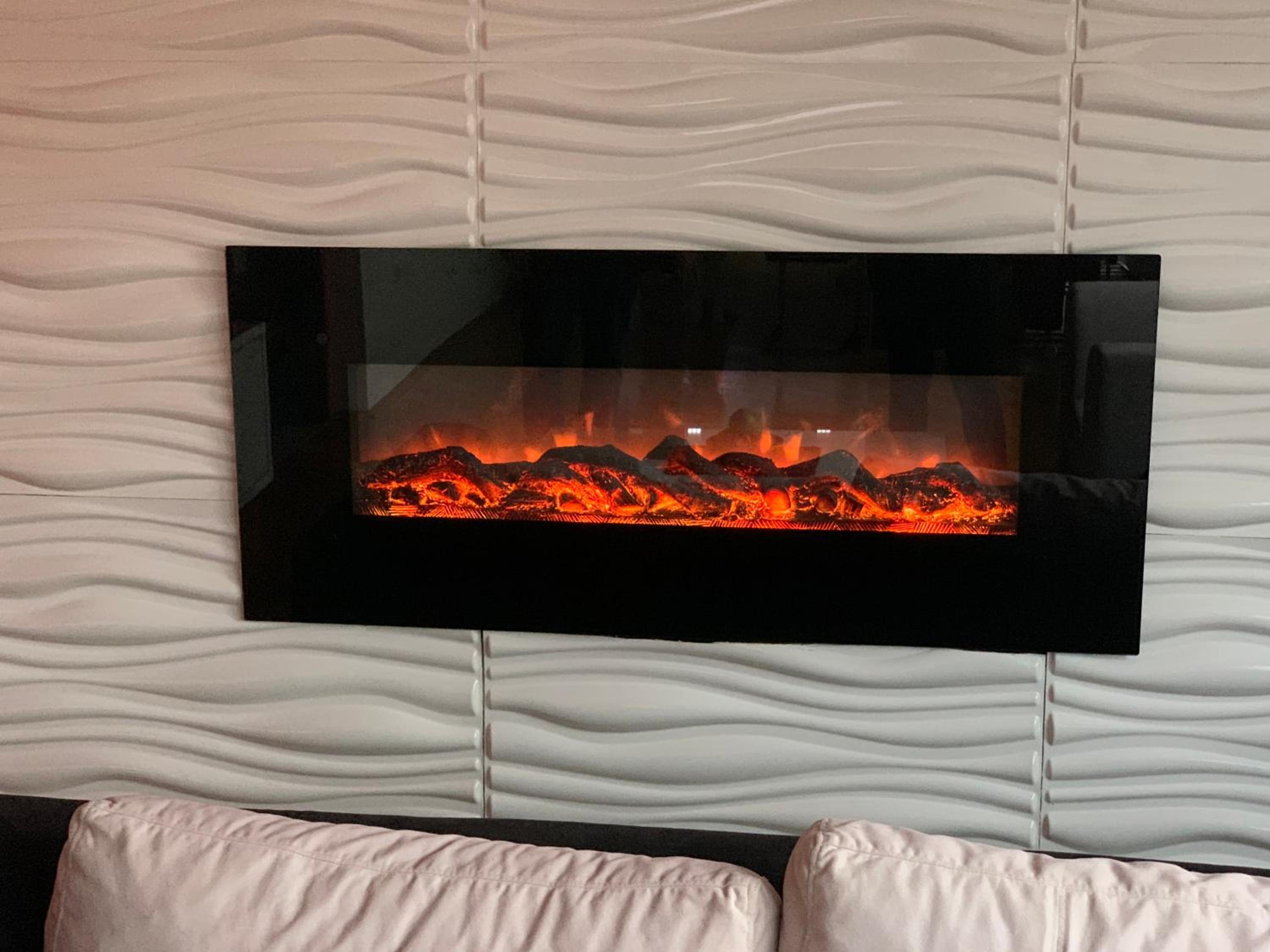 LUXURY SUITES MARKOV