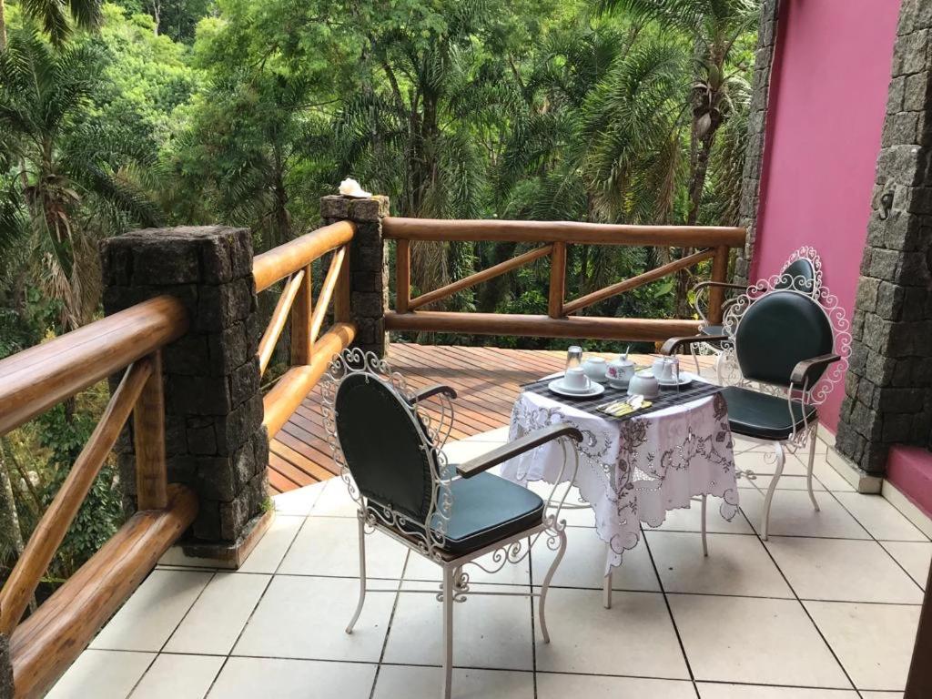 Villa Cachoeira da Rocha