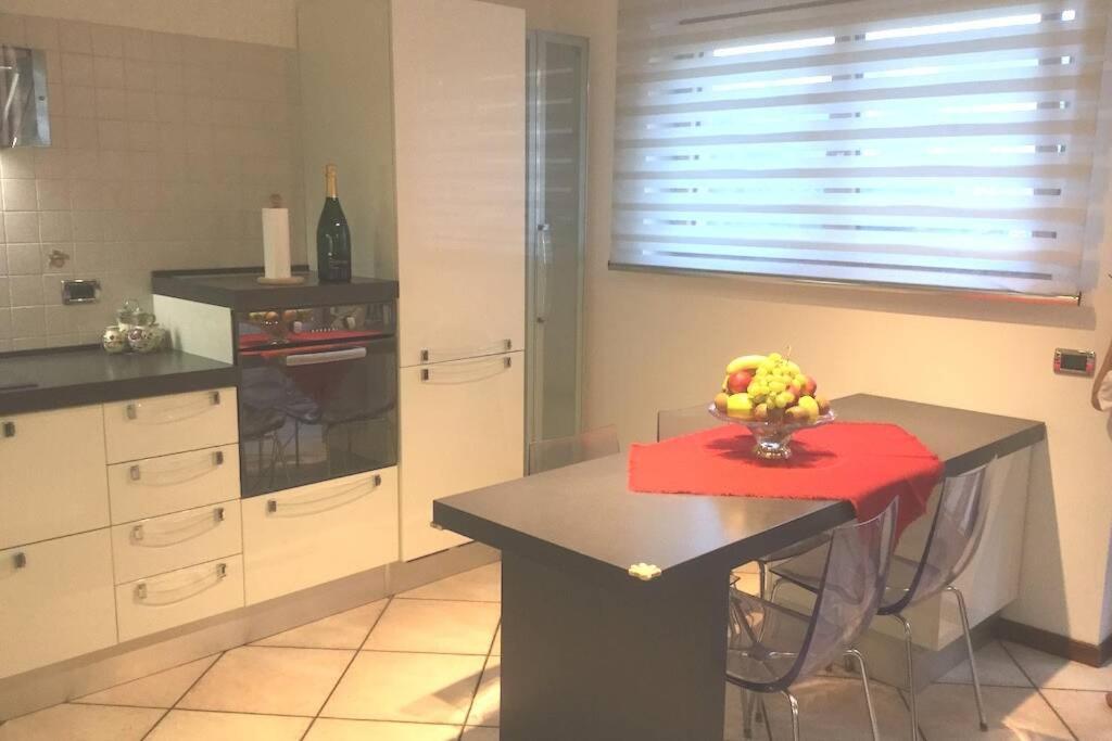 Casetta Helena en Trieste — kitchen