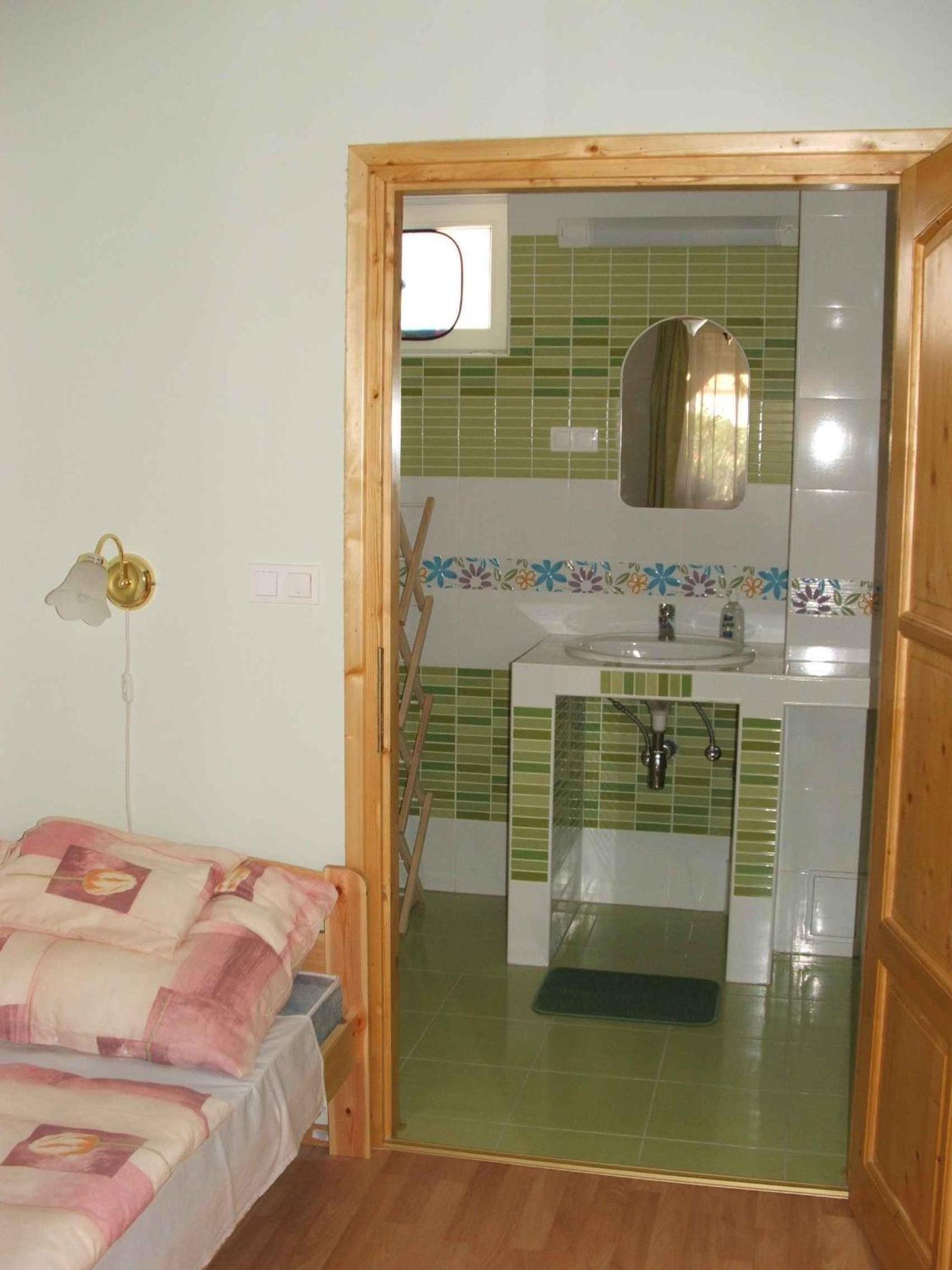 Photo 47