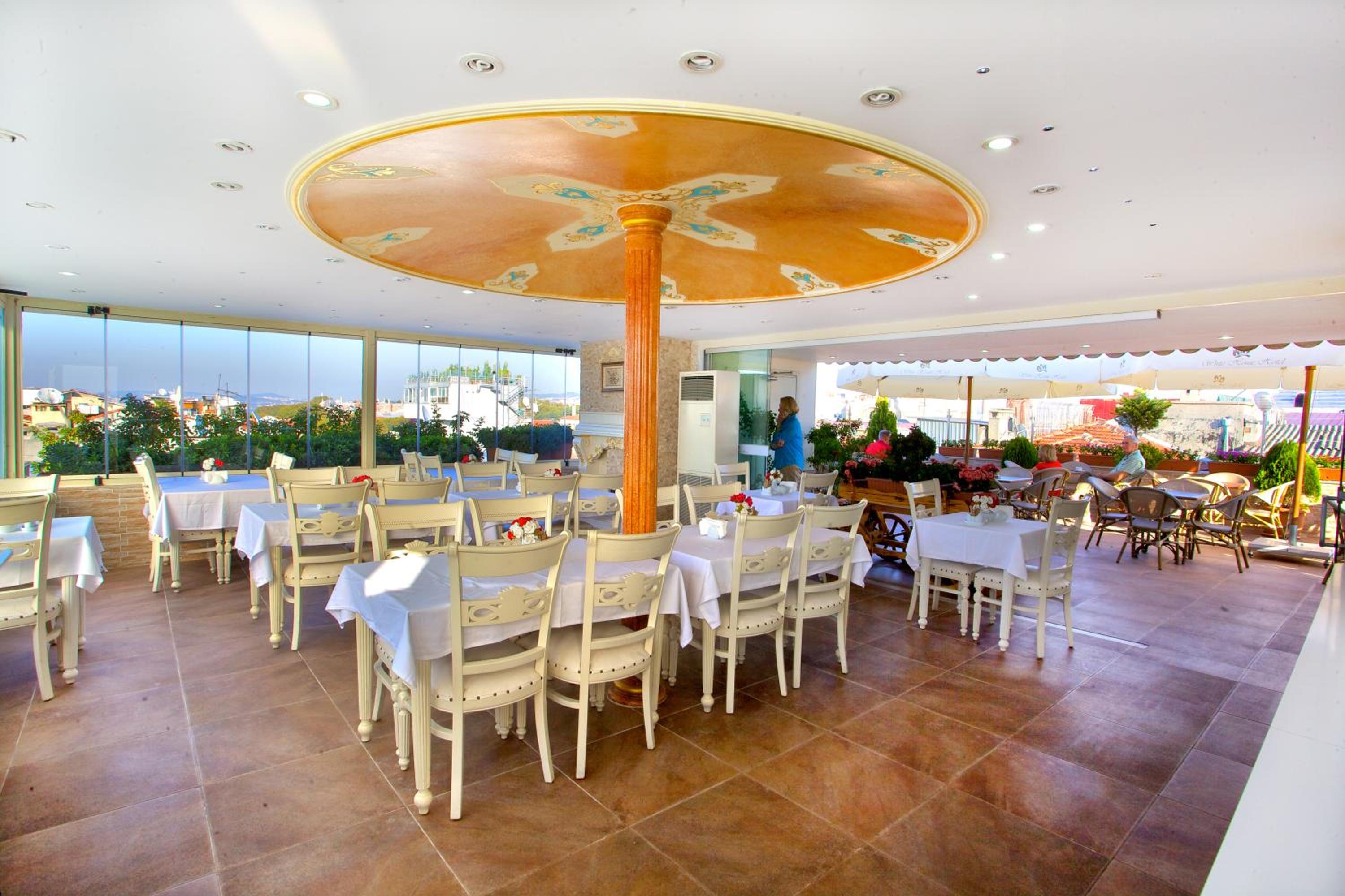 White House Hotel Istanbul - Image 57