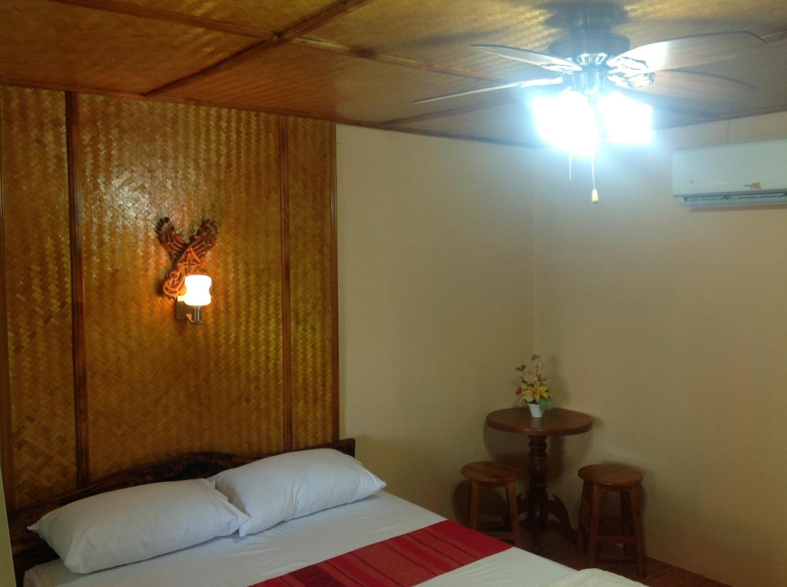 Ruan Mai Naiyang Beach Resort