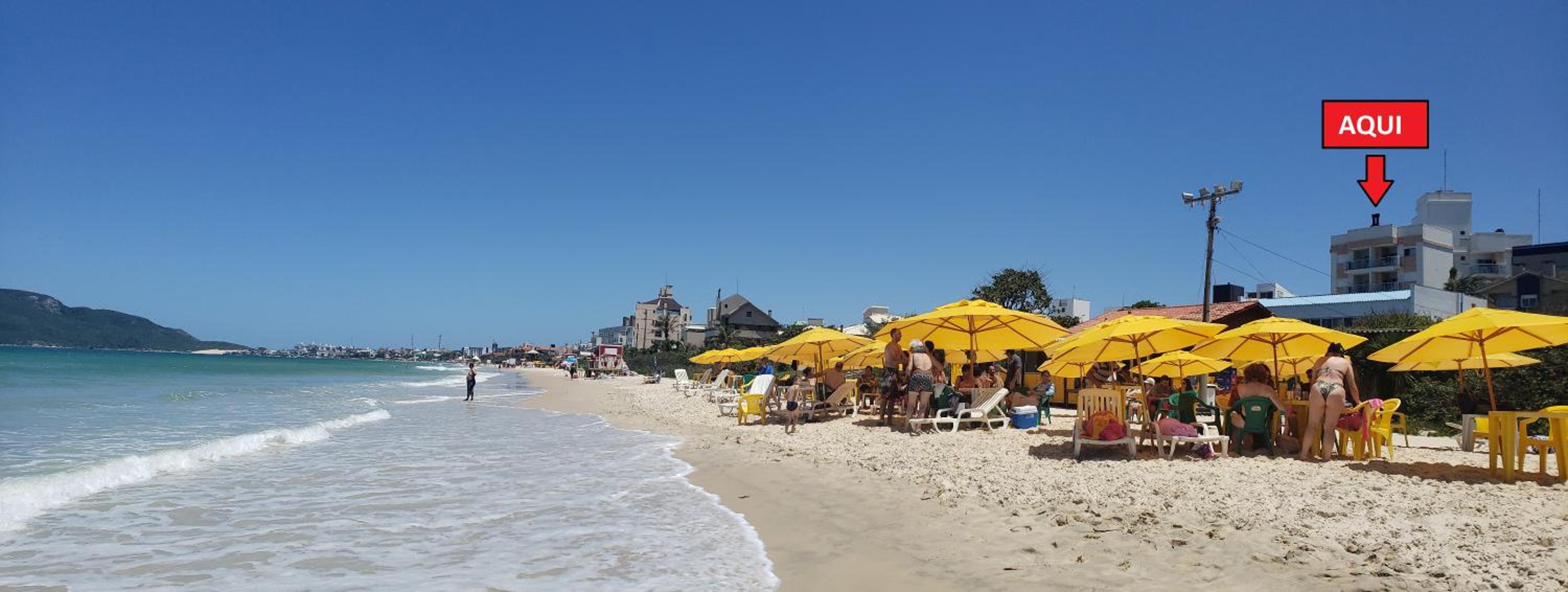 Apartamento Gaivotas - Praia a 20m, conforto e Wi-Fi rápido