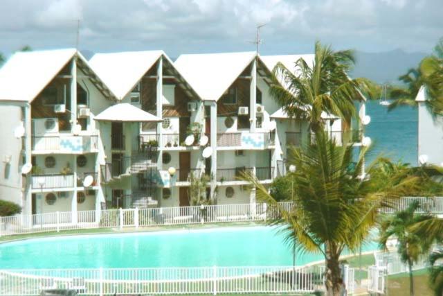 Studio spacieux en bord de mer Bas du Fort Gosier view 3