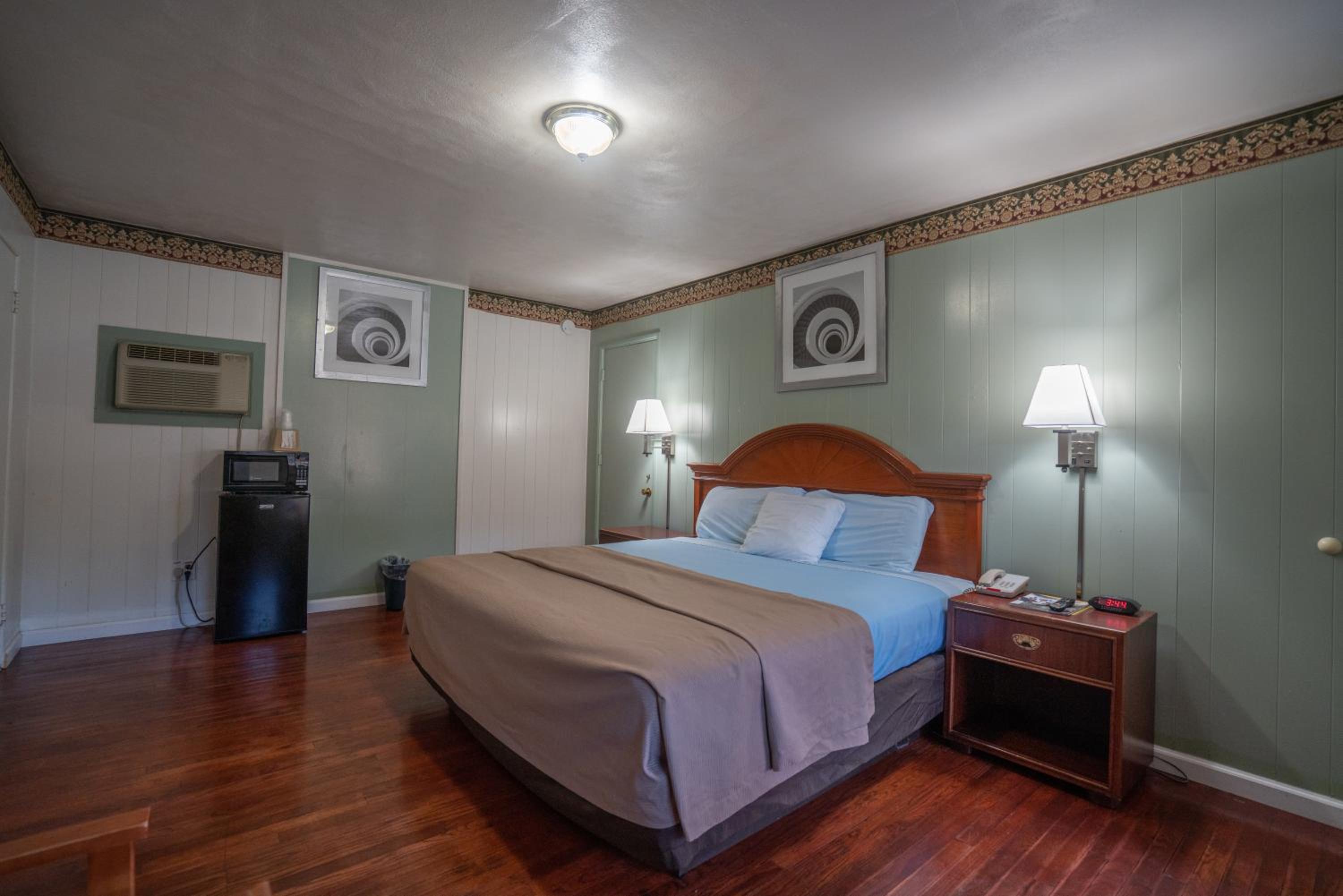 Mahoning Inn