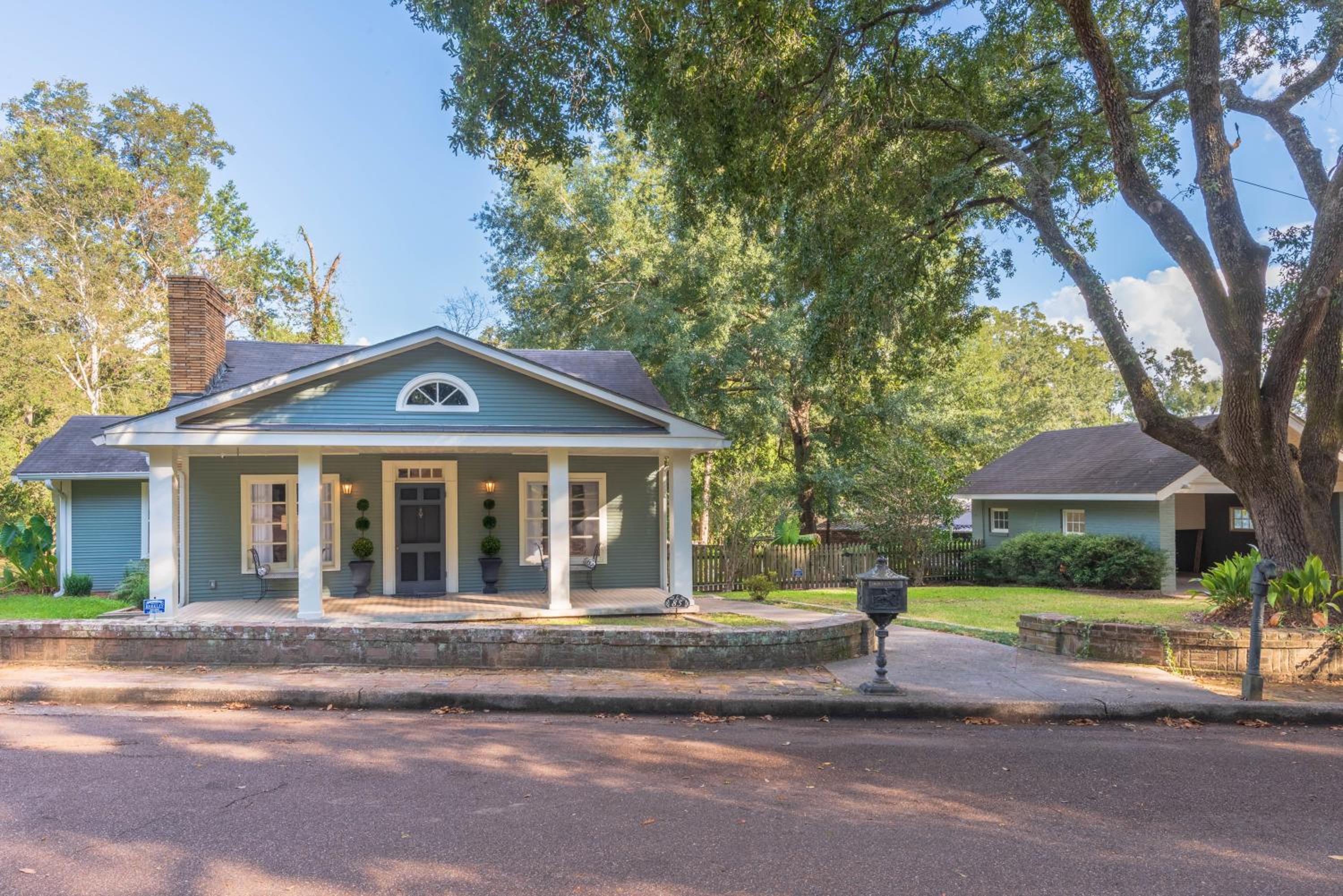 Linden - A Historic Bed and Breakfast